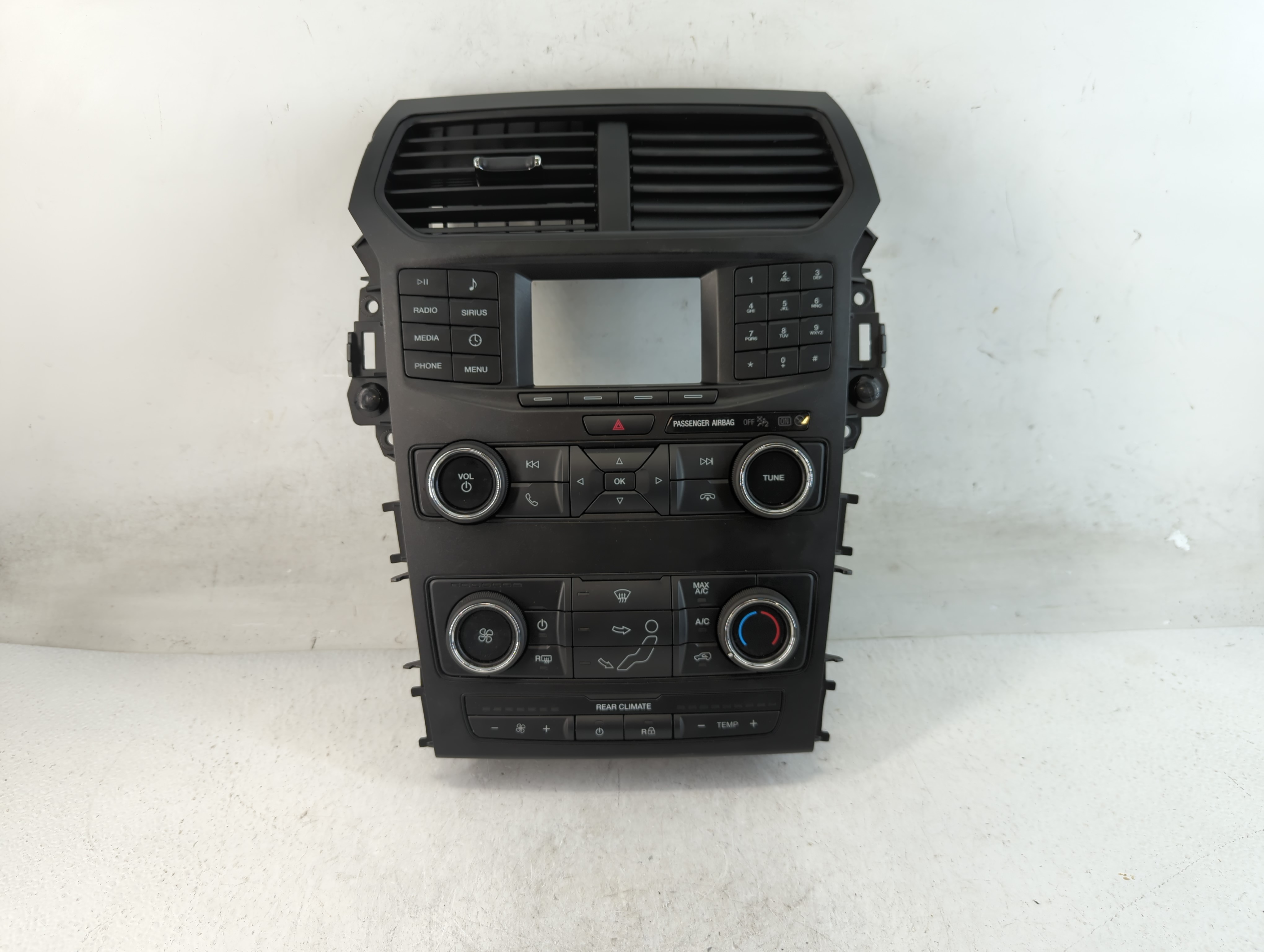 2019 Ford Explorer Radio Control Panel 901998 - Oemusedautoparts1.com