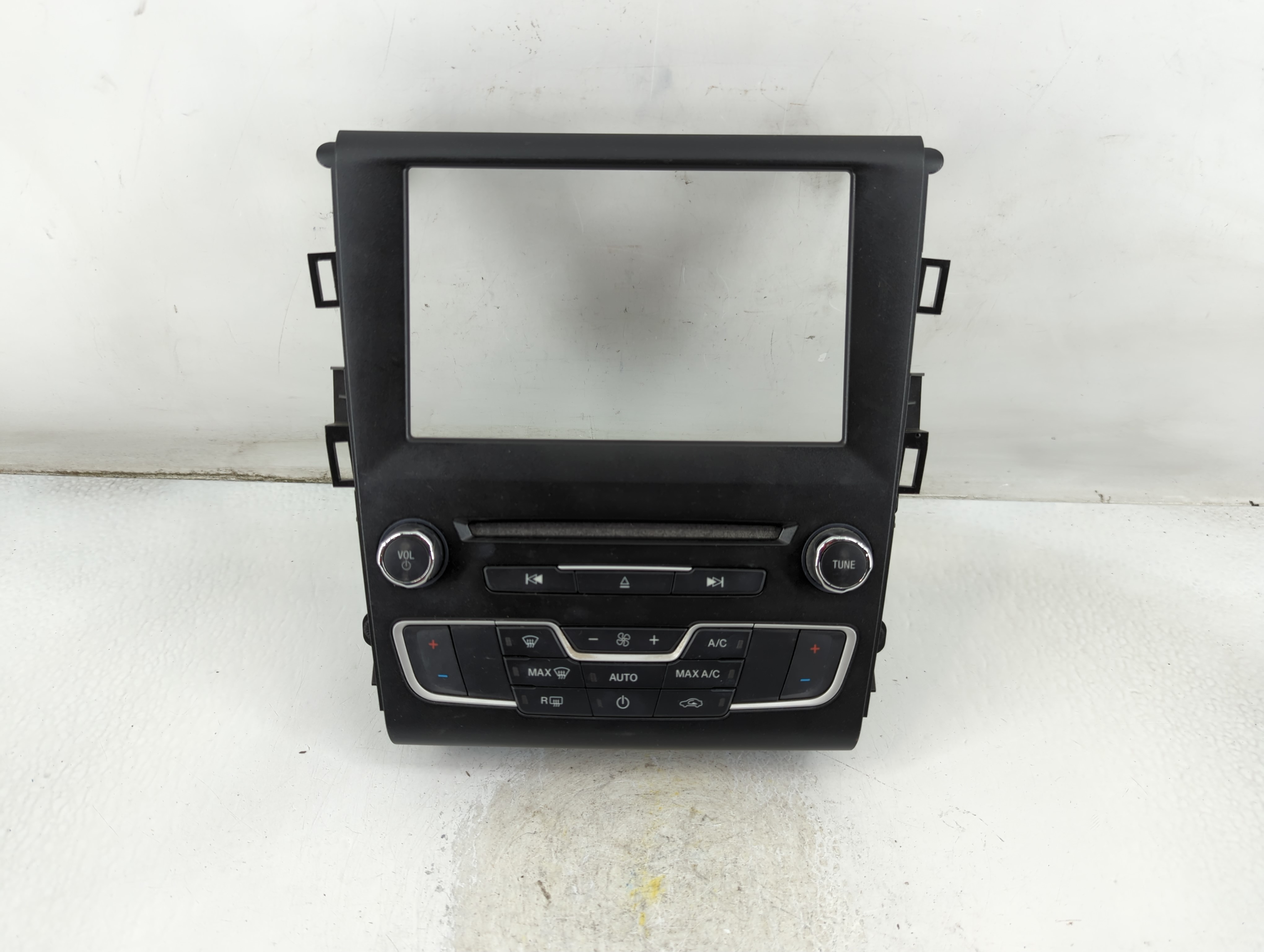 2017-2020 Ford Fusion Am Fm Cd Player Radio Receiver 902010 - Oemusedautoparts1.com