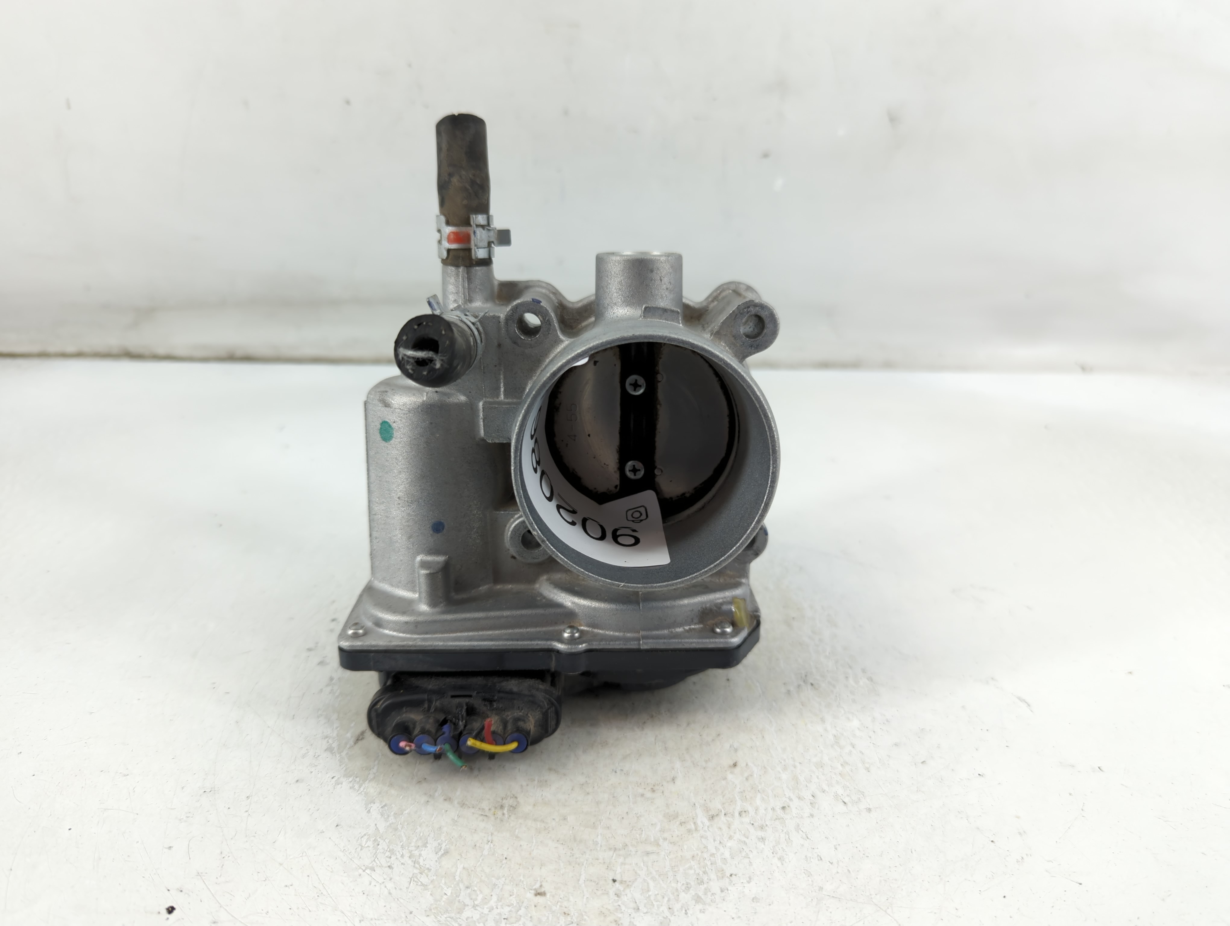 Picture of 2011-2017 Lexus Ct200h Throttle Body 902086