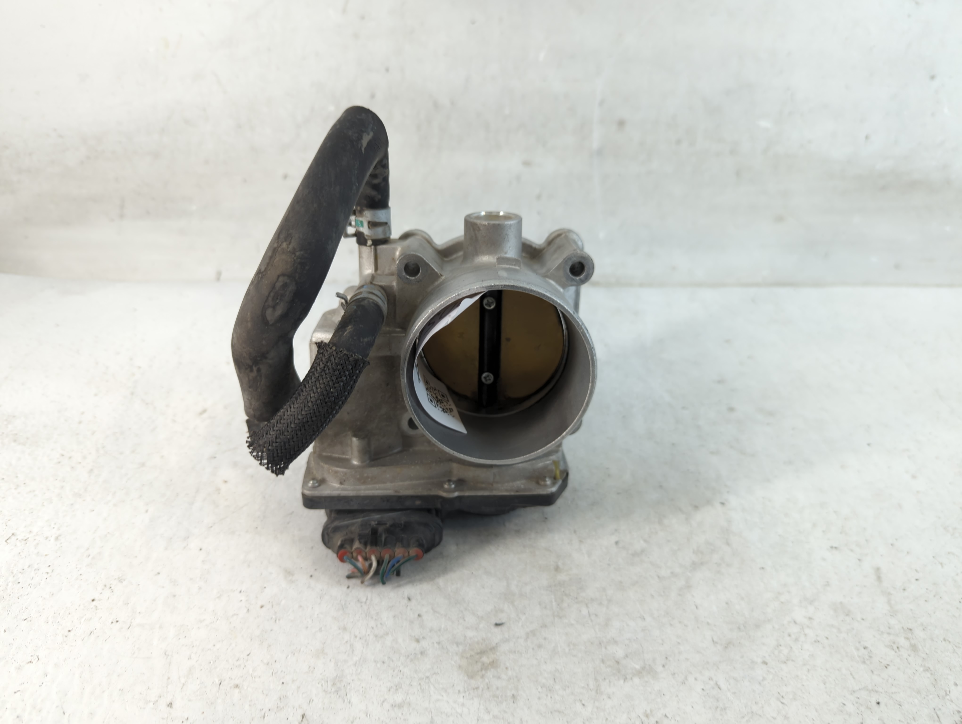 2005-2015 Toyota Tacoma Throttle Body 902184 - Oemusedautoparts1.com