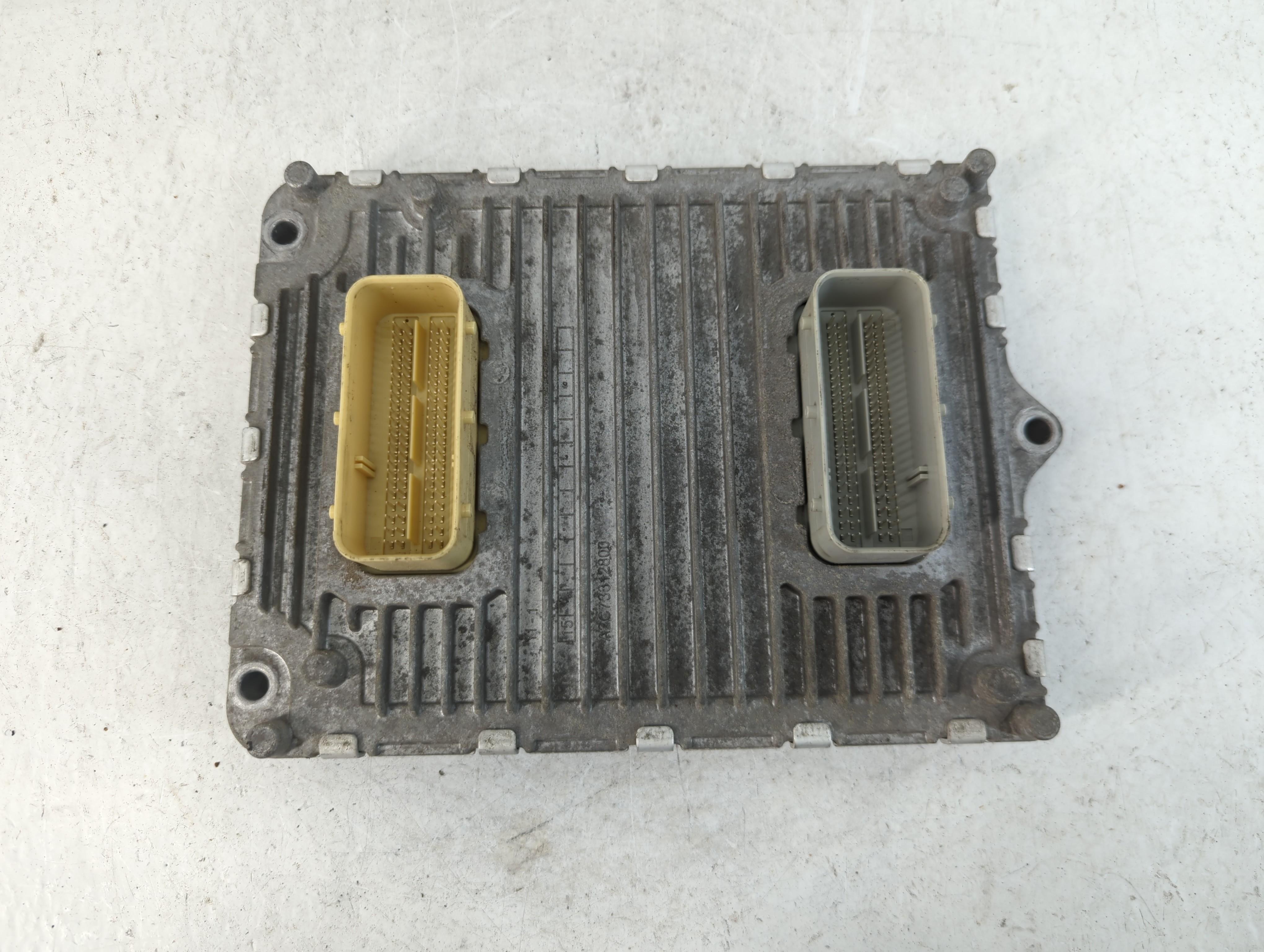 Picture of Dodge Caravan Engine Control Computer Ecu Pcm Ecm Pcu Oem P68243295aa 902454