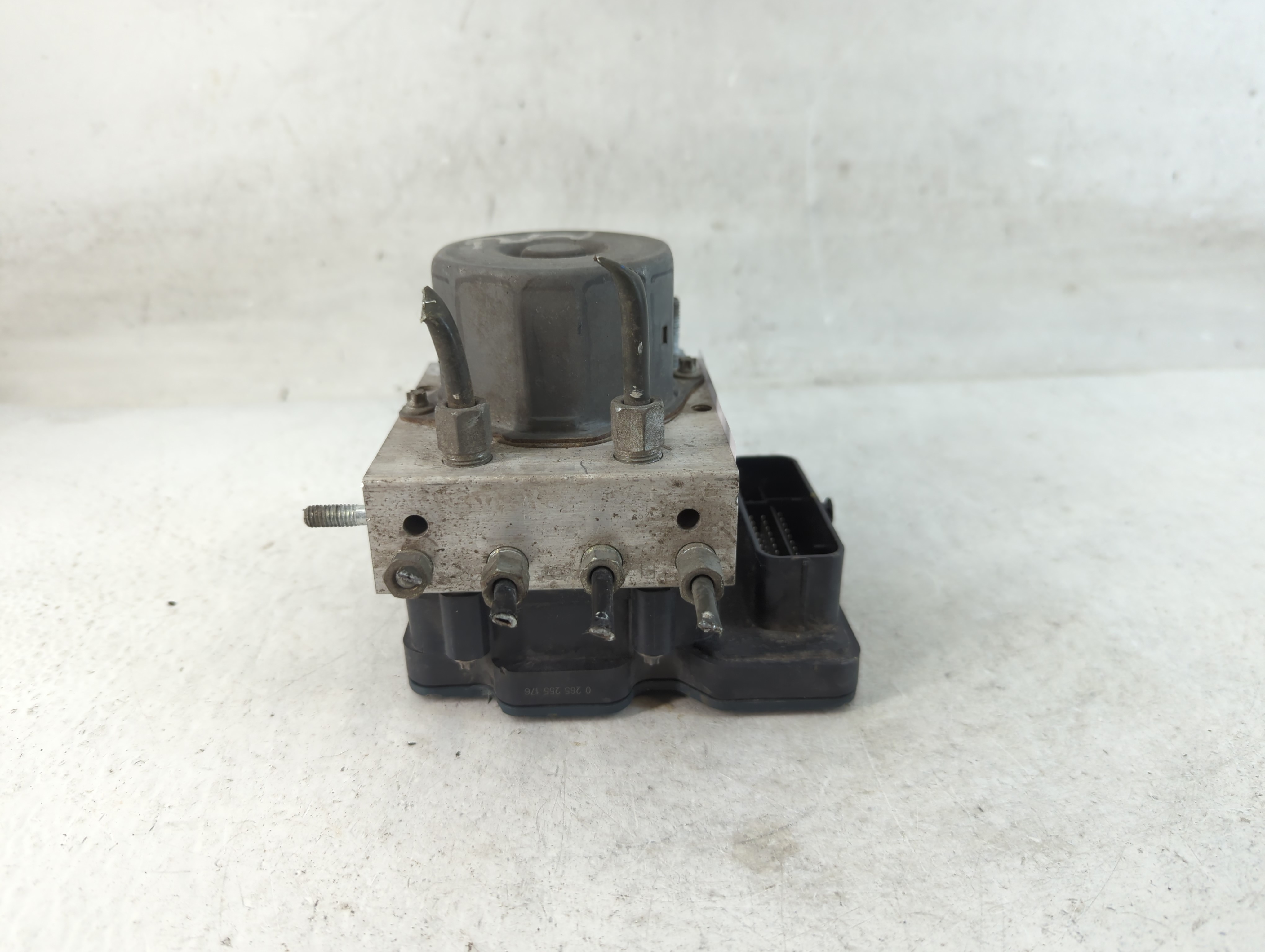 2016-2017 Nissan Altima Abs Pump Control Module 902607 - Oemusedautoparts1.com