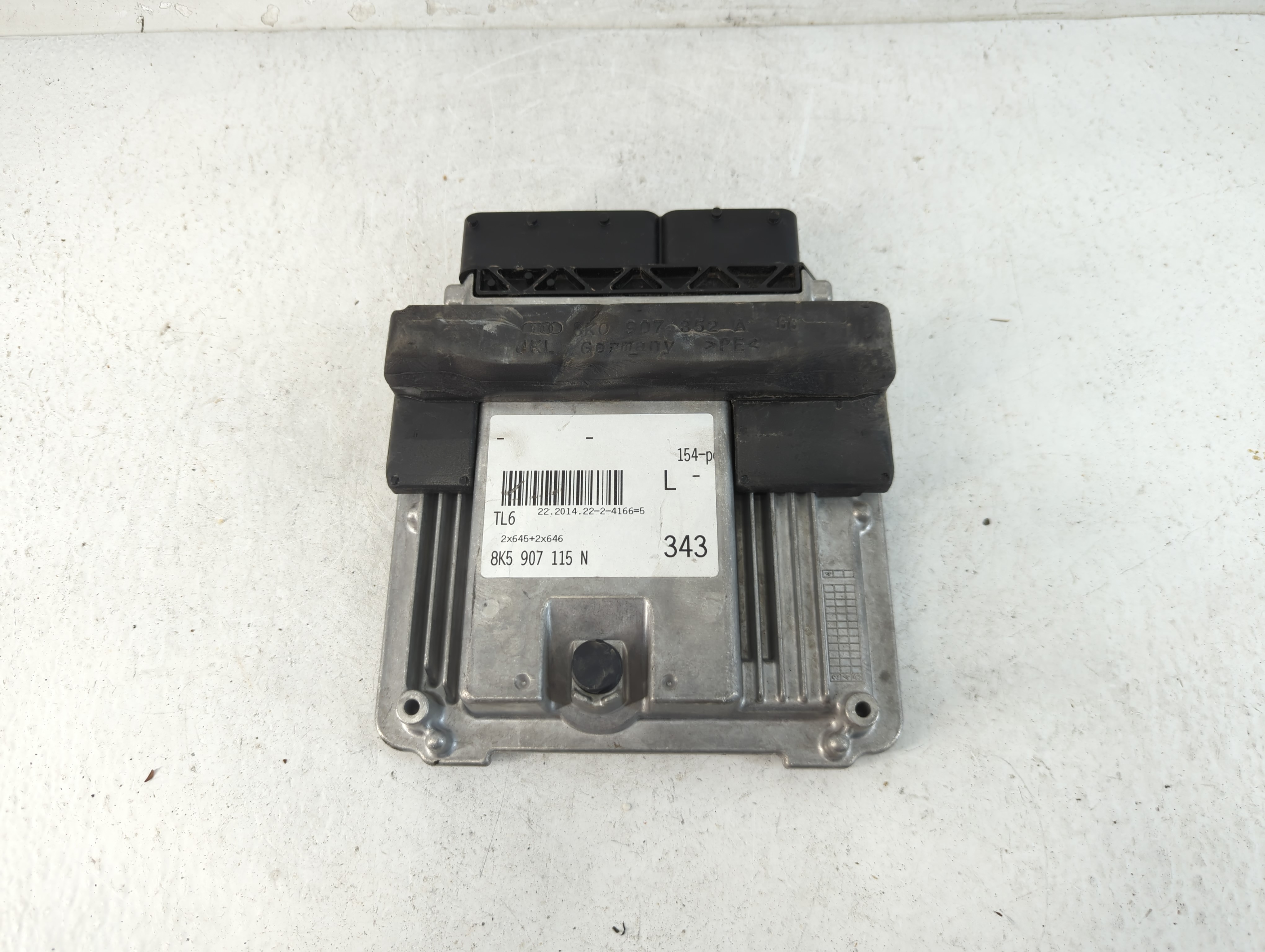 2015-2015 Audi A4 Engine Control Computer Ecu Pcm Ecm Pcu Oem 902627 - Oemusedautoparts1.com