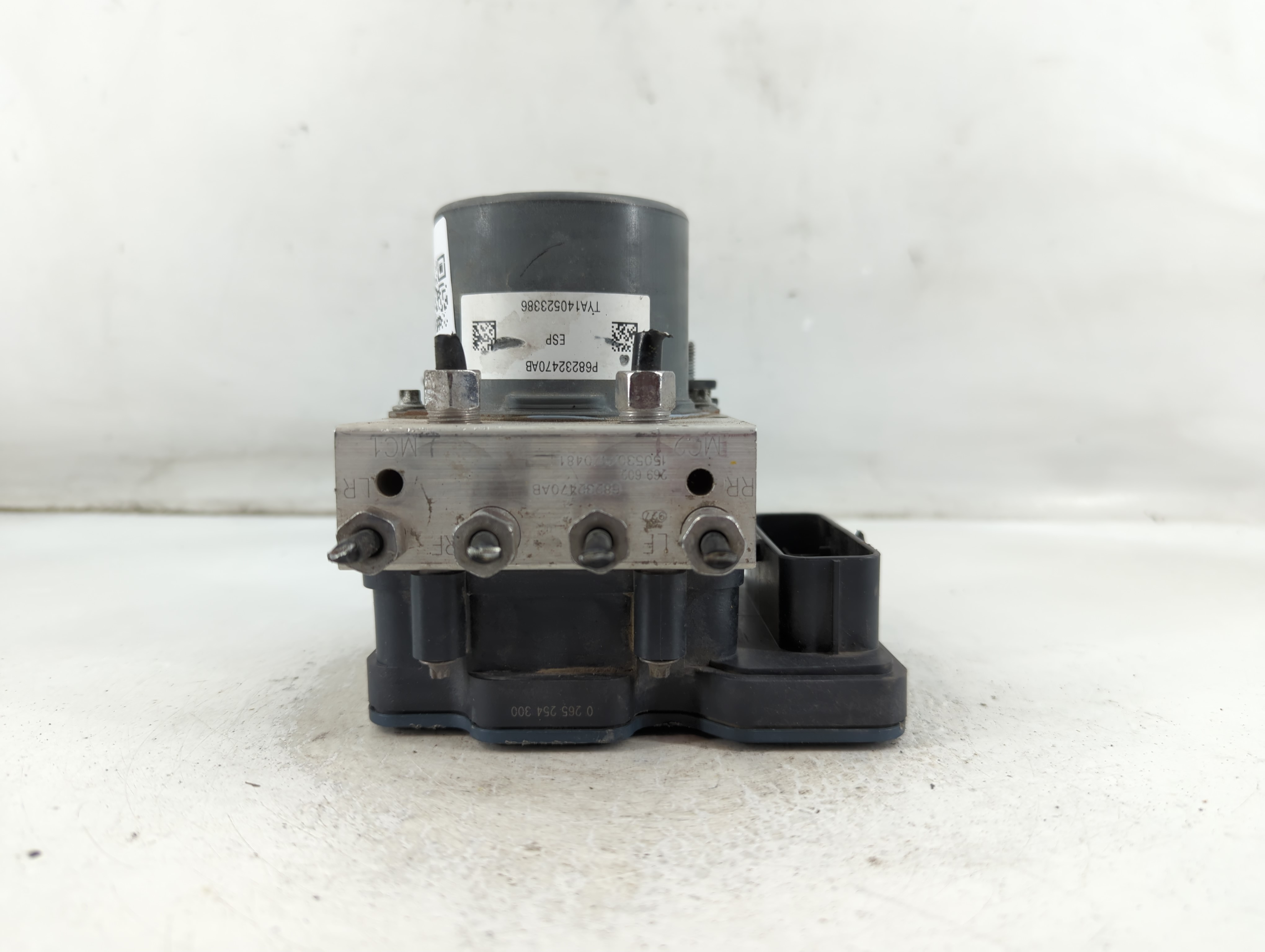 2015-2015 Chrysler 200 Abs Pump Control Module 902638 - Oemusedautoparts1.com