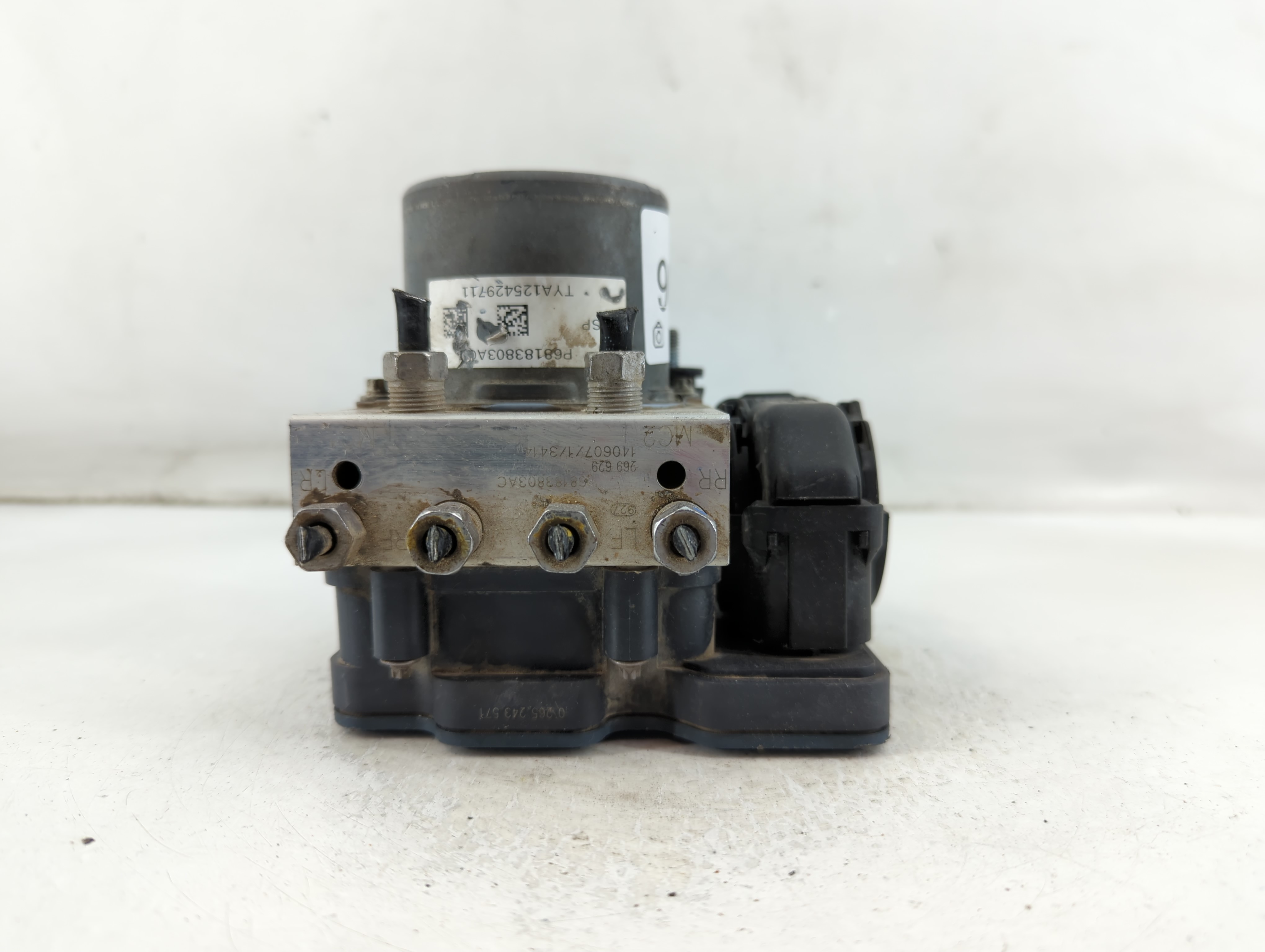 2014-2014 Chrysler Town & Country Abs Pump Control Module 902641 - Oemusedautoparts1.com
