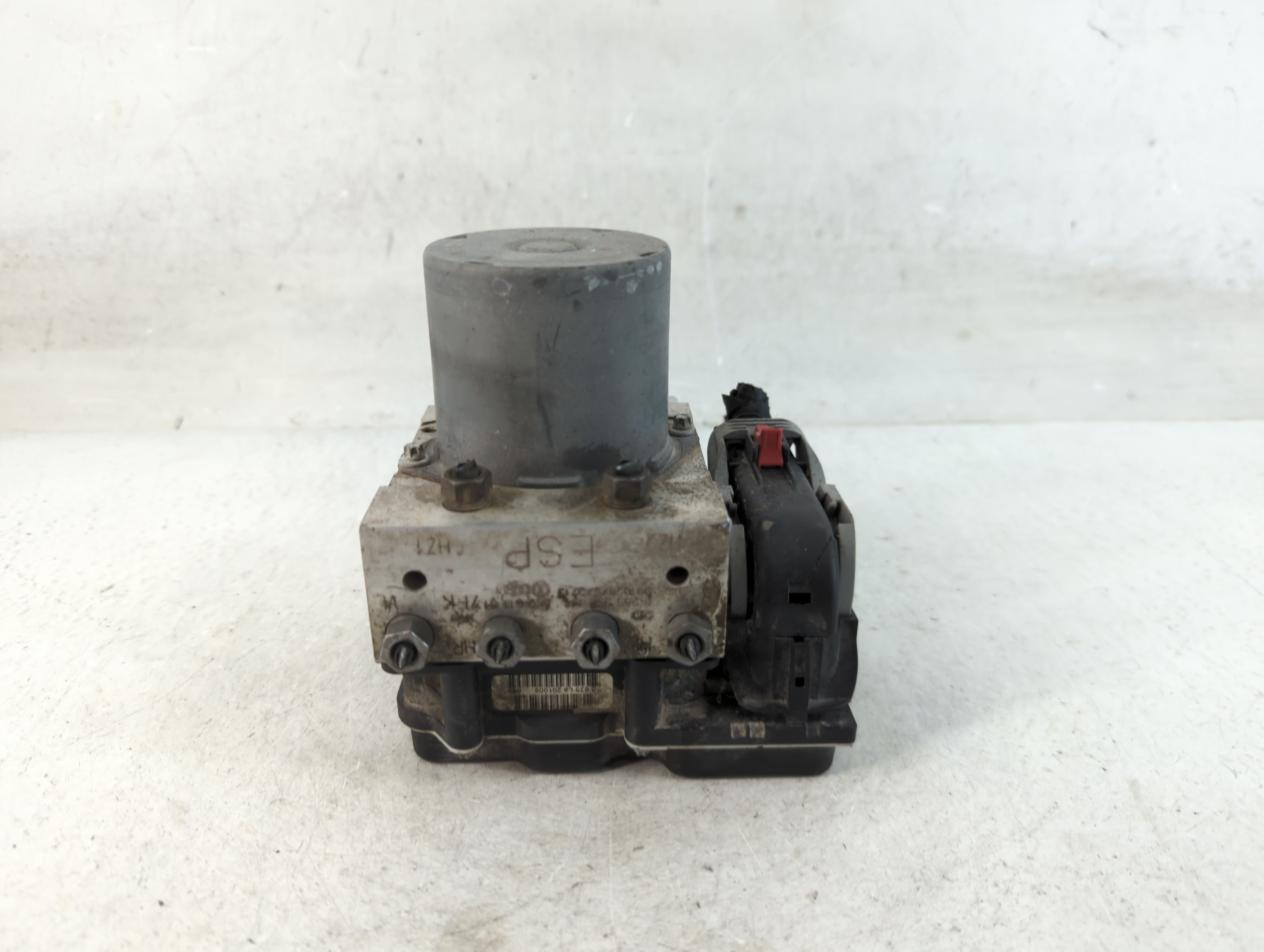 2010-2012 Audi A4 Abs Pump Control Module 902656 - Oemusedautoparts1.com