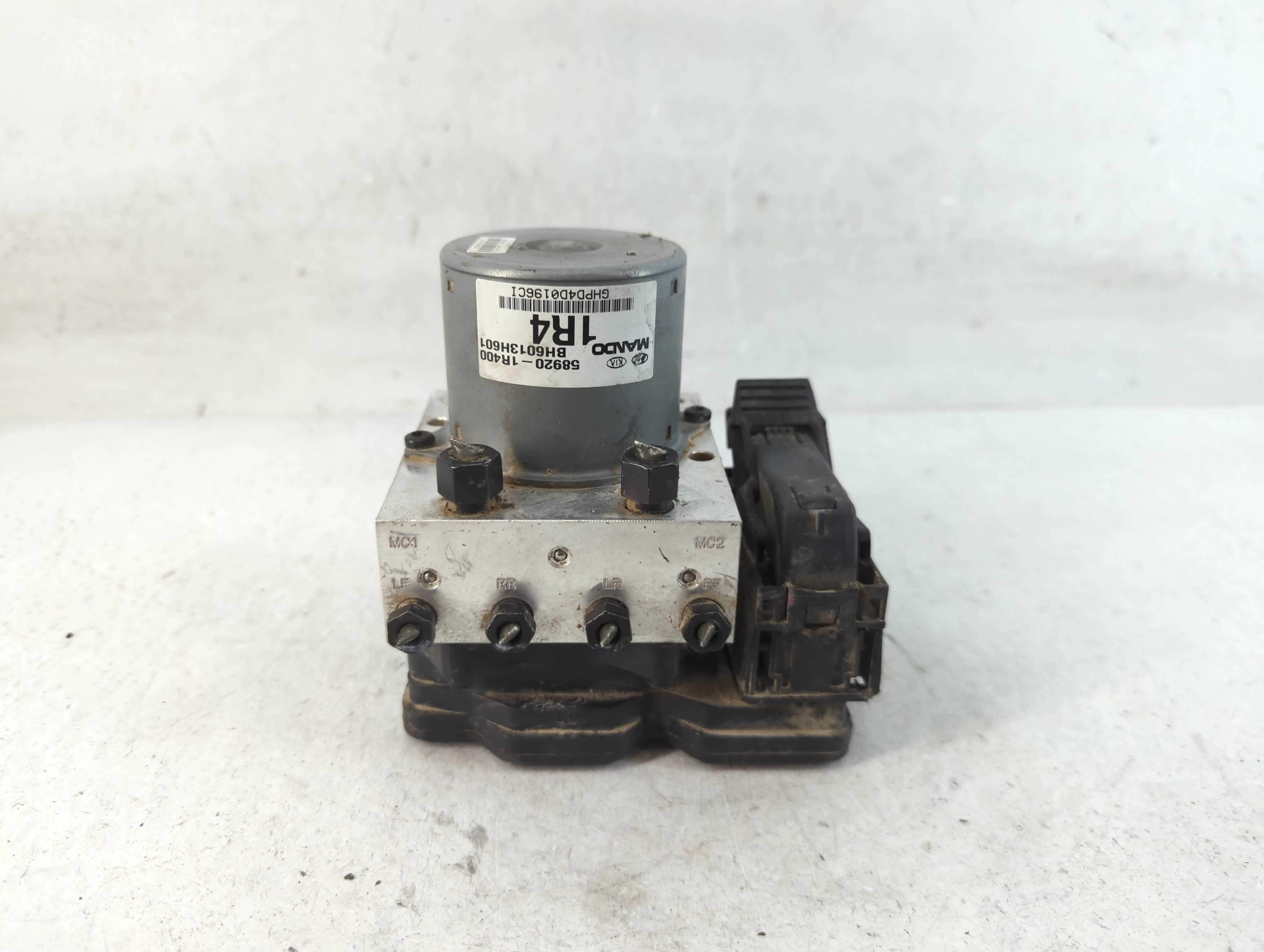 2012-2013 Hyundai Accent Abs Pump Control Module 902660 - Oemusedautoparts1.com