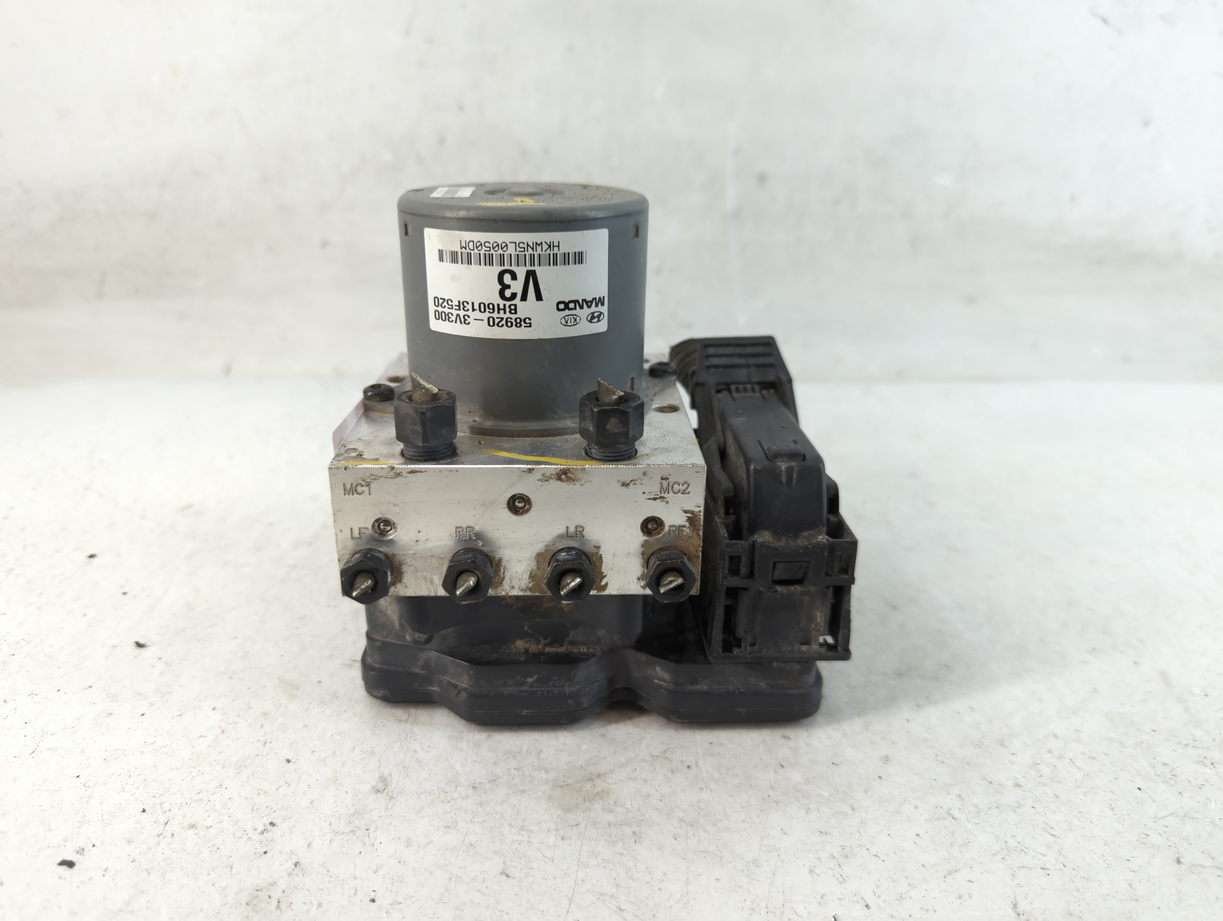 2012-2014 Hyundai Azera Abs Pump Control Module 902664 - Oemusedautoparts1.com
