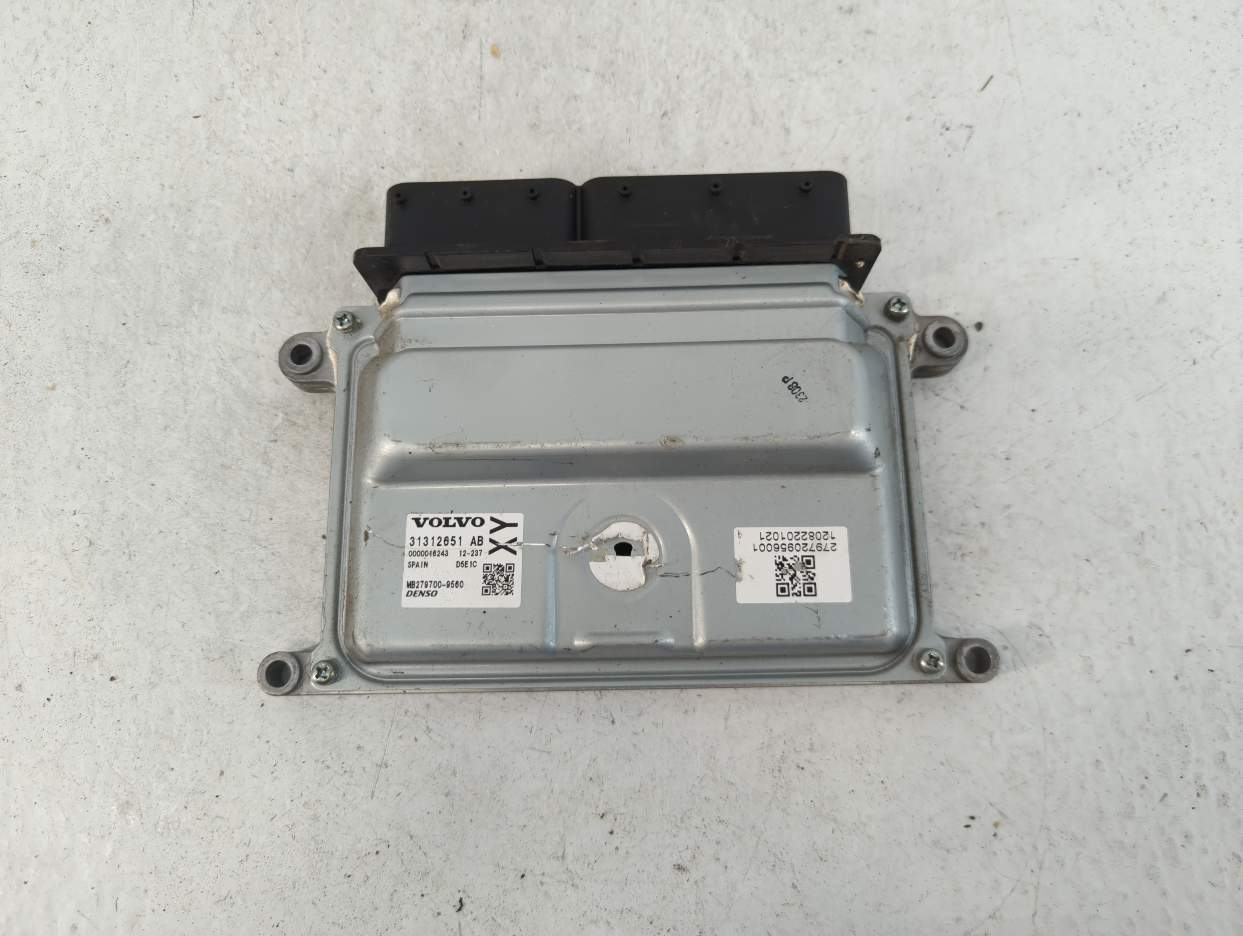 2015-2016 Volvo V60 Engine Control Computer Ecu Pcm Ecm Pcu Oem 902680 - Oemusedautoparts1.com