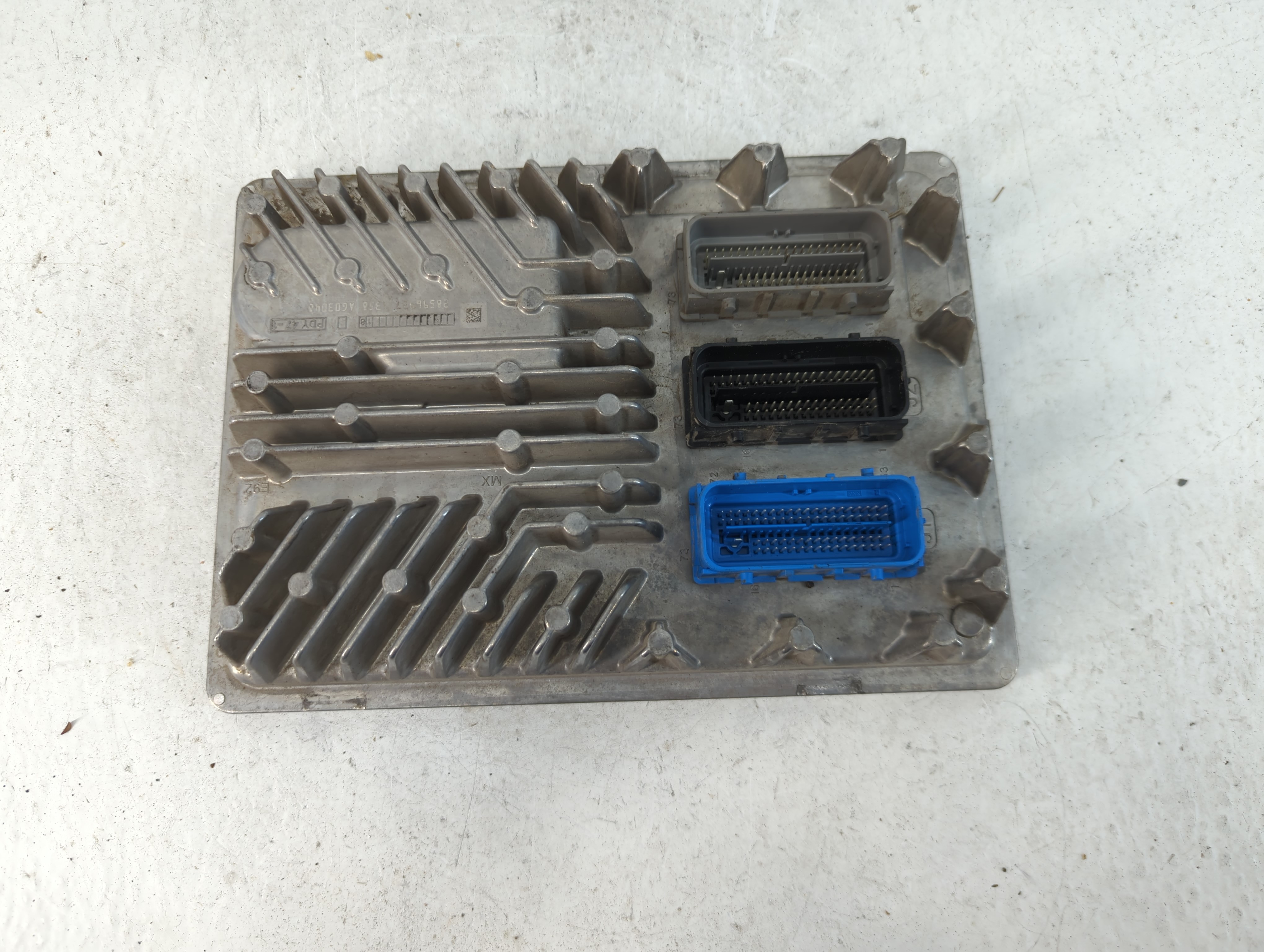 Picture of 2018 Cadillac Escalade Esv Engine Control Computer Ecu Pcm Ecm Pcu Oem 902685