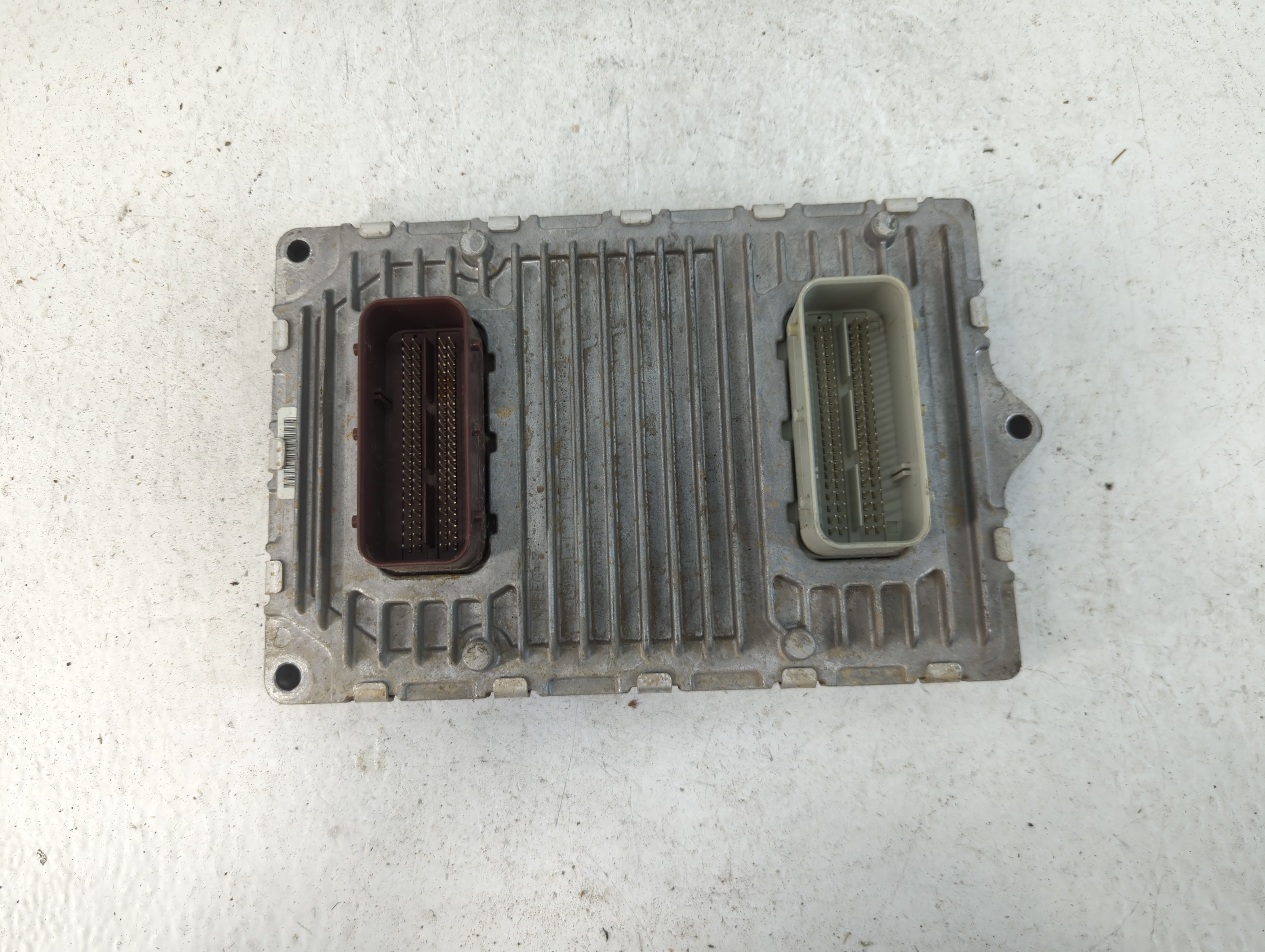 Picture of Dodge Caravan Engine Control Computer Ecu Pcm Ecm Pcu Oem P05150724ac 902700