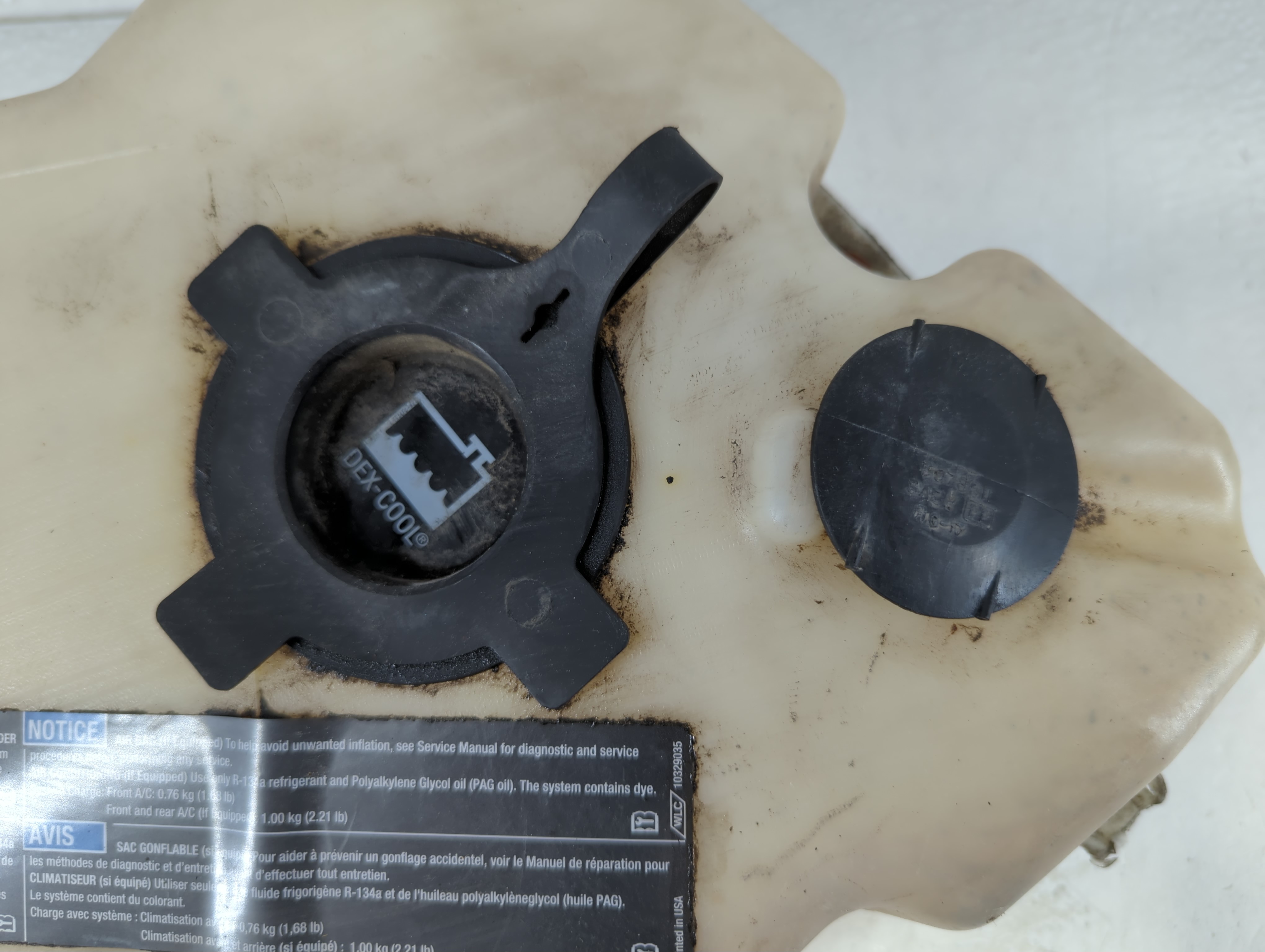 2005-2007 Buick Terraza Radiator Coolant Overflow Expansion Tank Bottle 902972 - Oemusedautoparts1.com