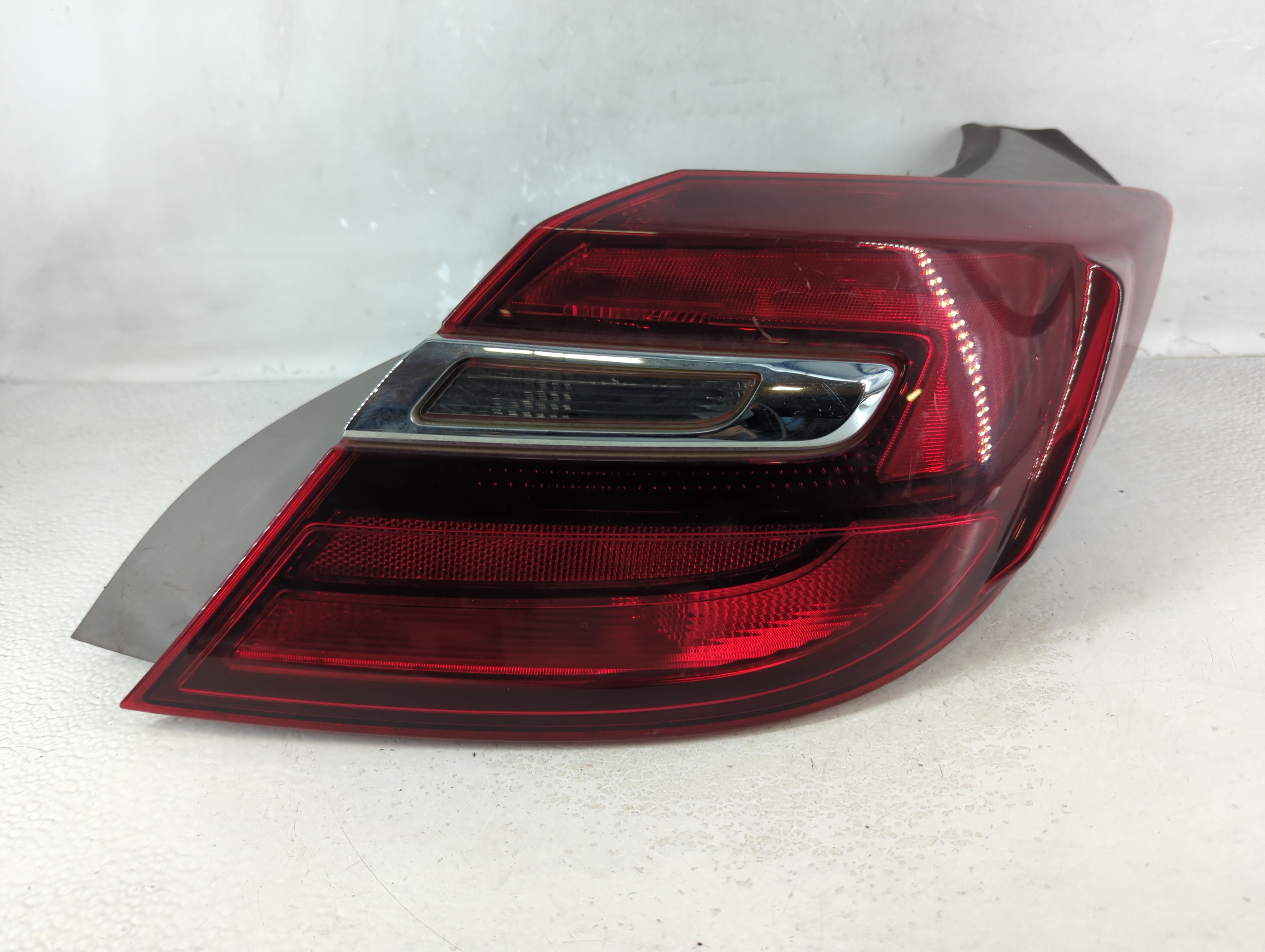 Picture of 2015 Buick Regal Driver Left Side Tail Light Taillight Oem 903505