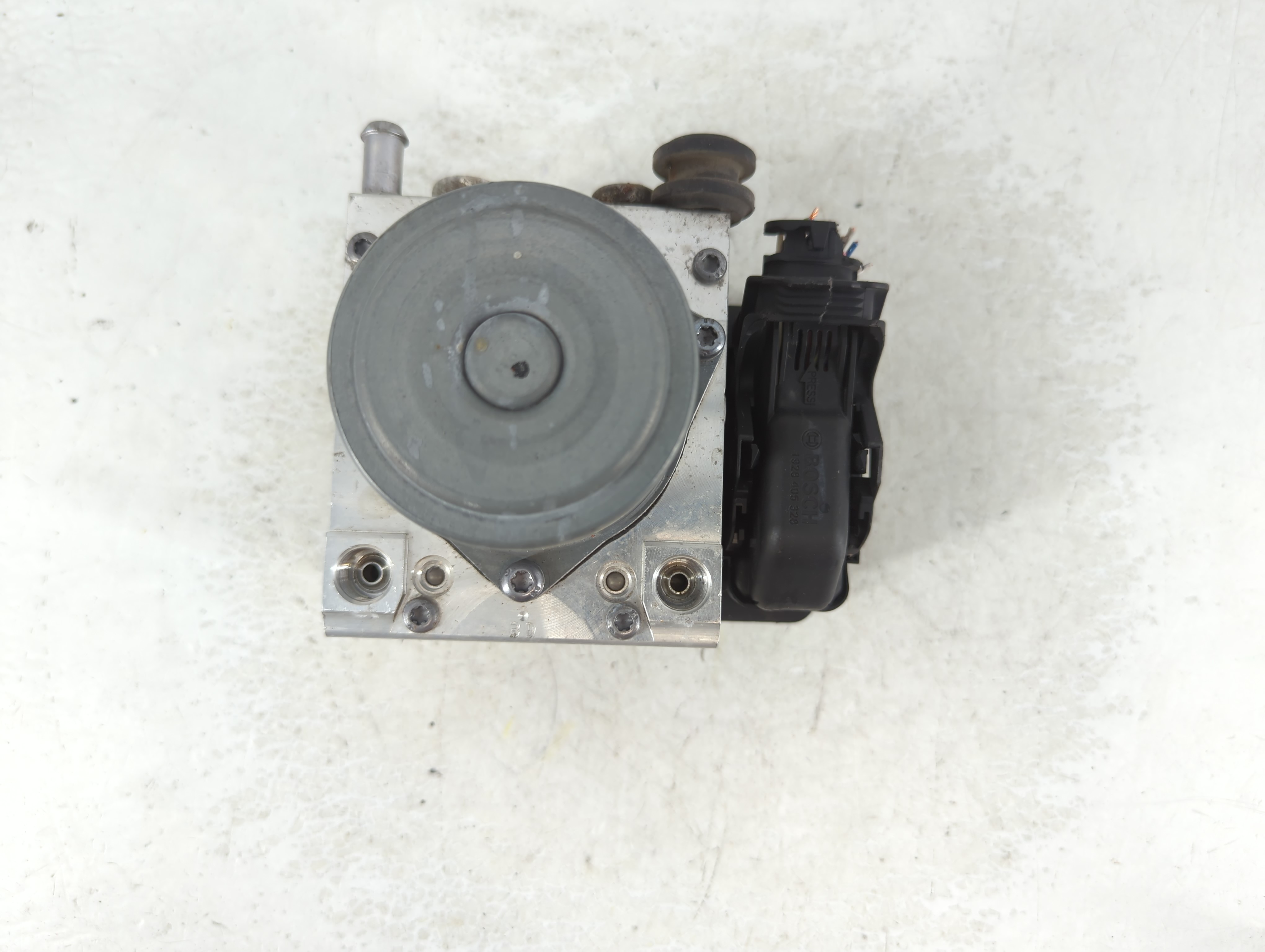 Picture of 2015 Buick Regal Abs Pump Control Module 903506