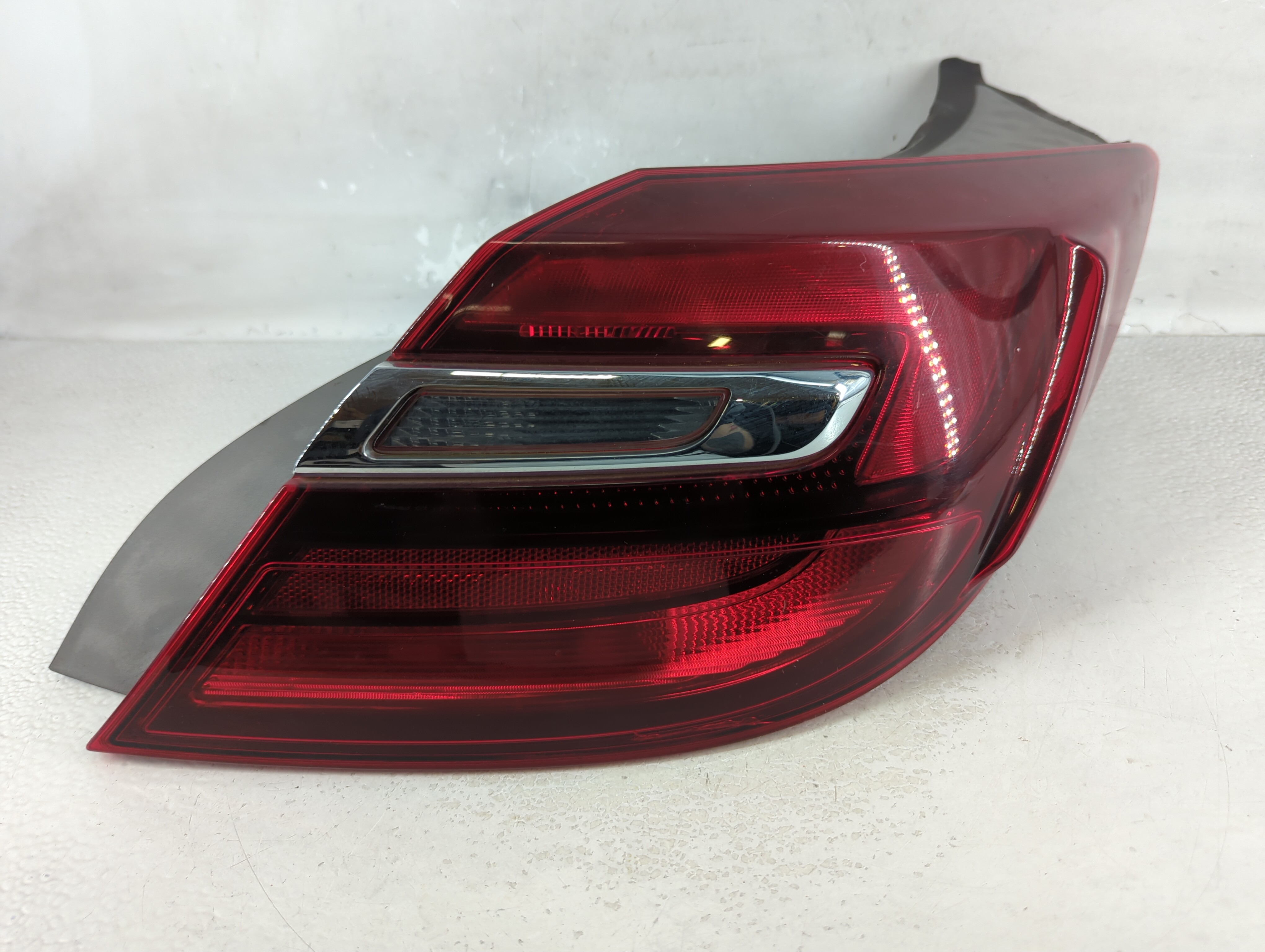 2015 Buick Regal Passenger Right Side Tail Light Taillight Oem 903549 - Oemusedautoparts1.com