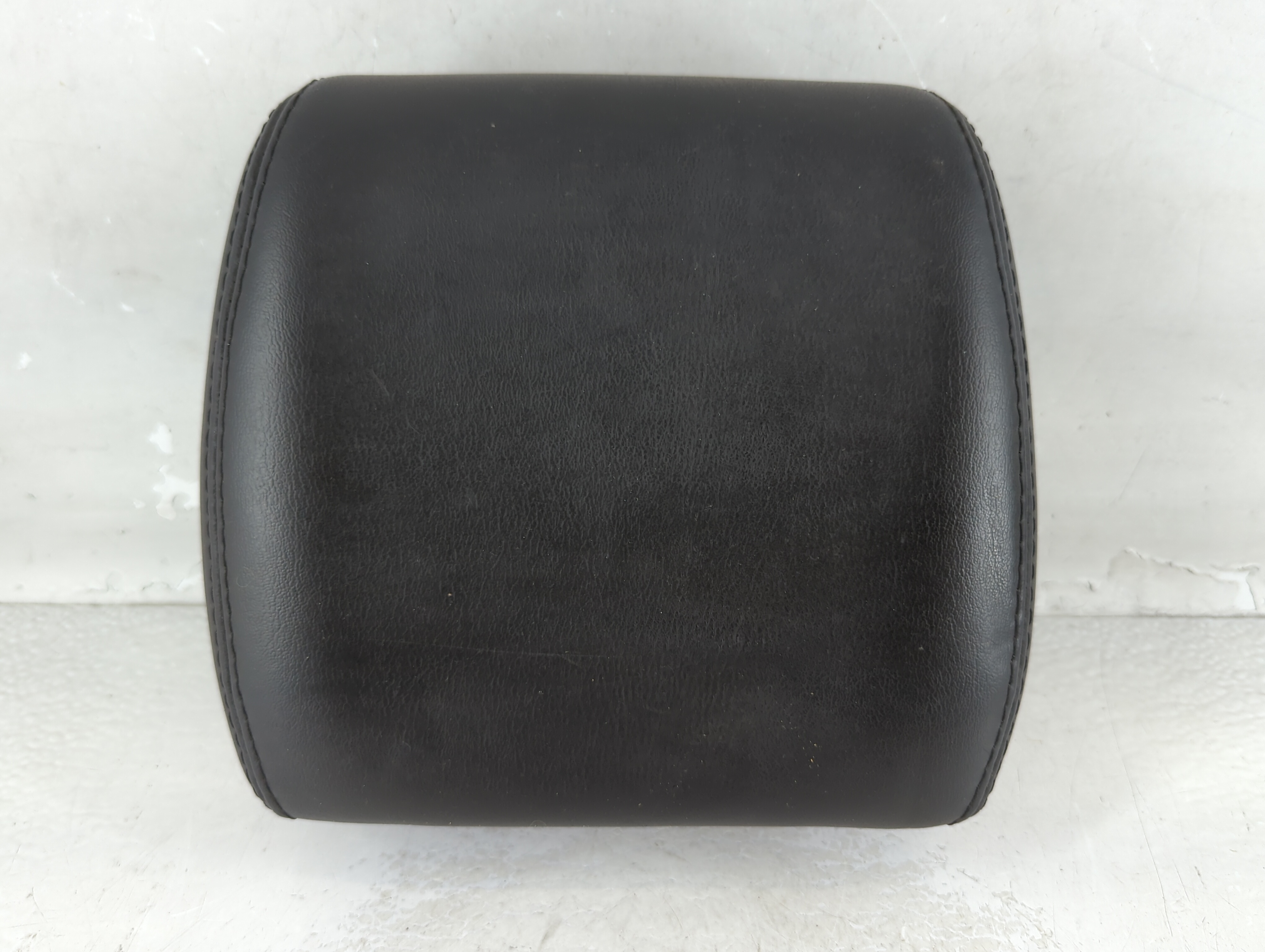 2012-2012 Gmc Acadia Headrest Head Rest Rear Seat Black 903641 - Oemusedautoparts1.com