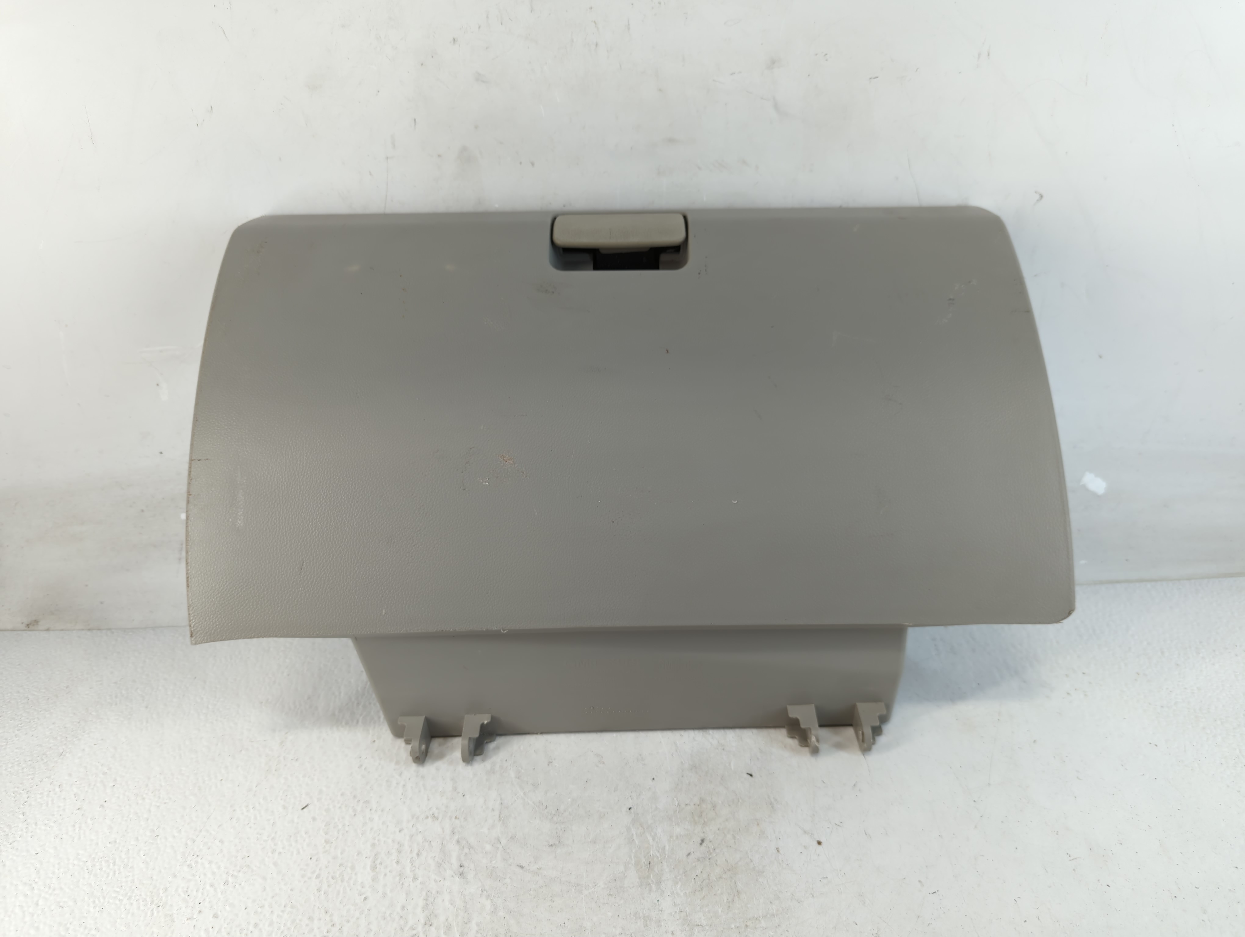 Picture of 2008 Saturn Vue Passenger Glove Box Door Storage Compartment 903812