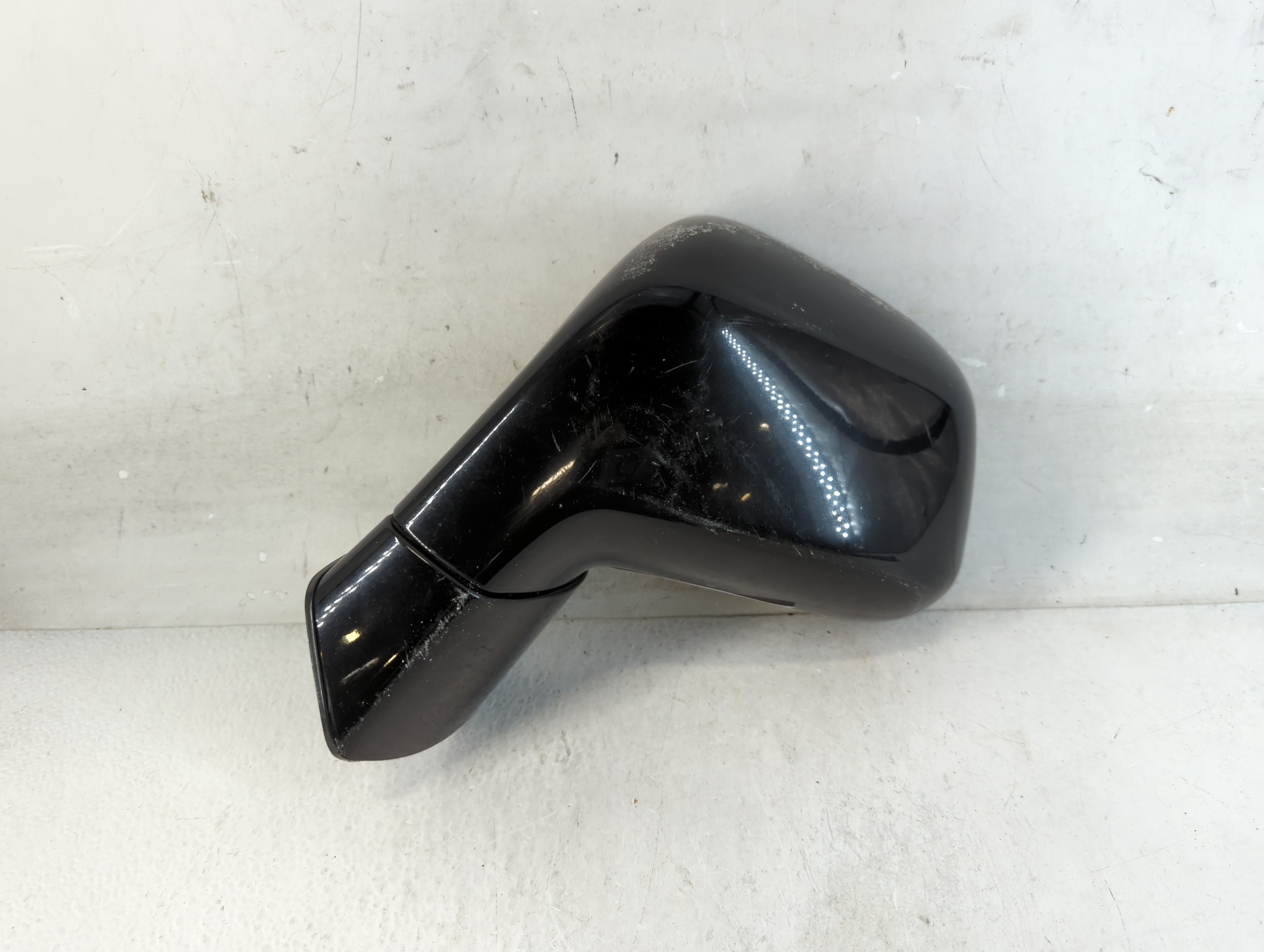 2008-2010 Saturn Vue Driver Left Side View Manual Door Mirror Black 903820 - Oemusedautoparts1.com