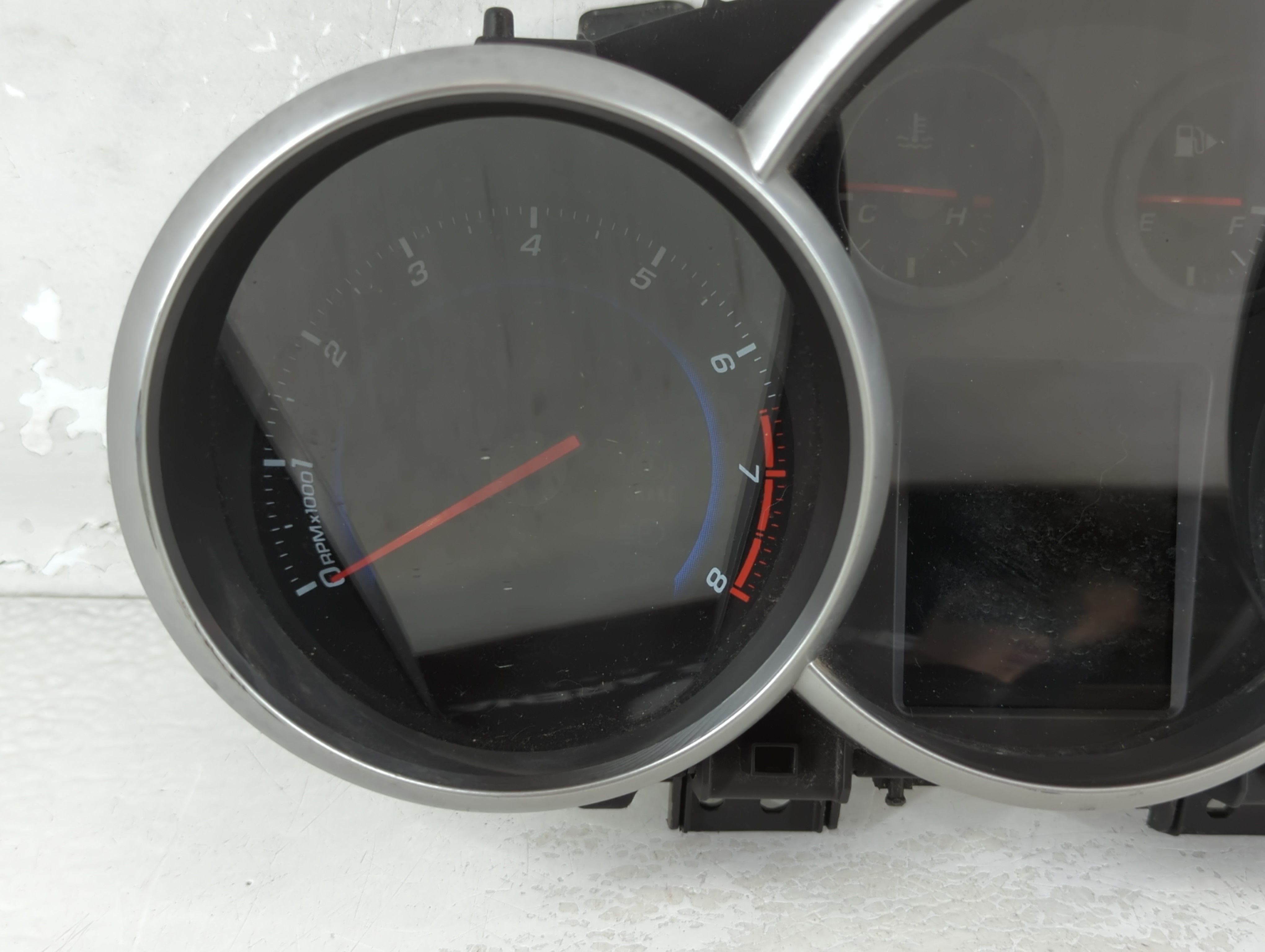 Picture of 2011-2011 Chevrolet Cruze Speedometer Instrument Cluster Gauges 903889