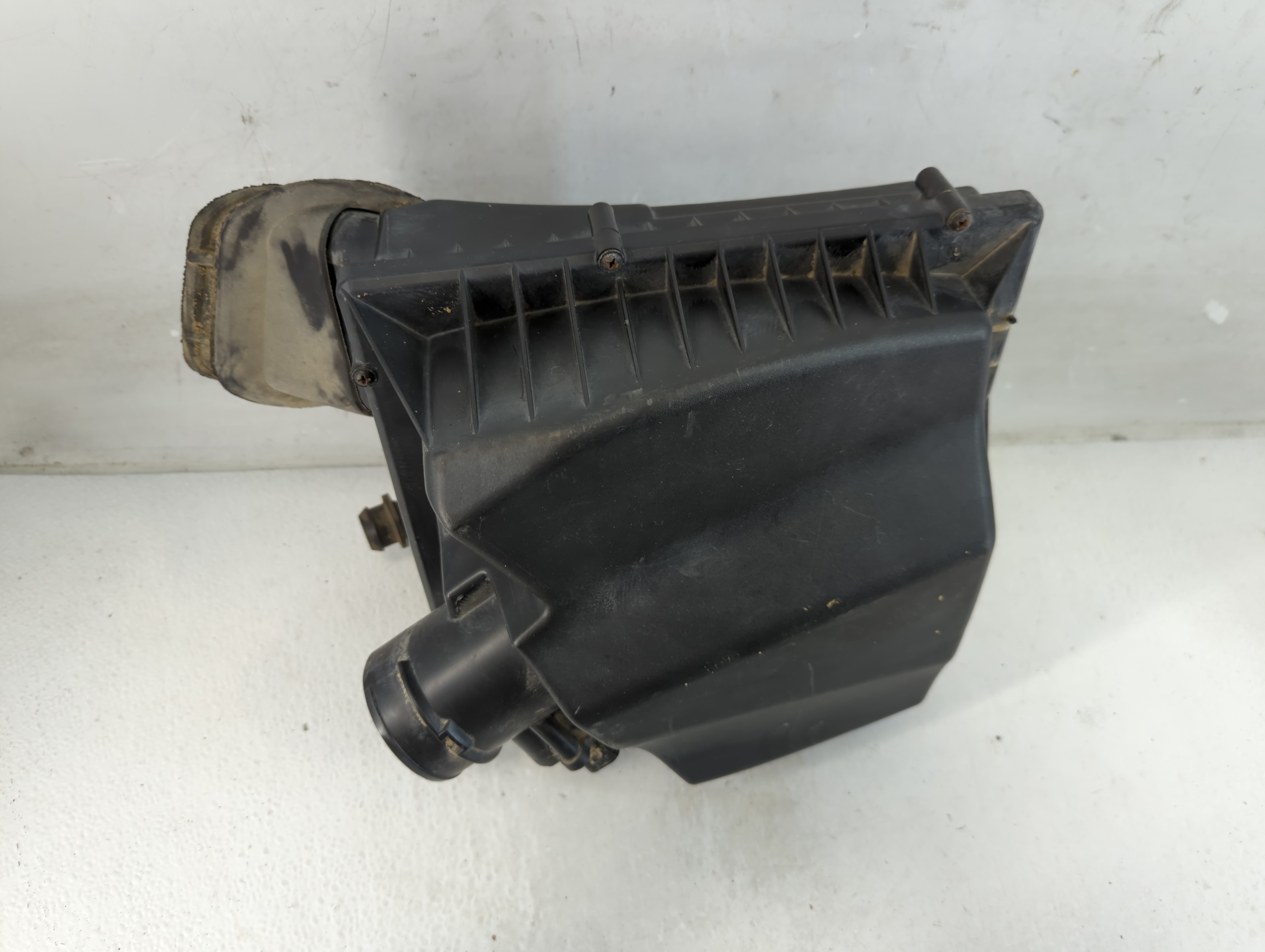 2011-2011 Chevrolet Cruze Air Cleaner Intake-duct Hose Tube 903909 - Oemusedautoparts1.com