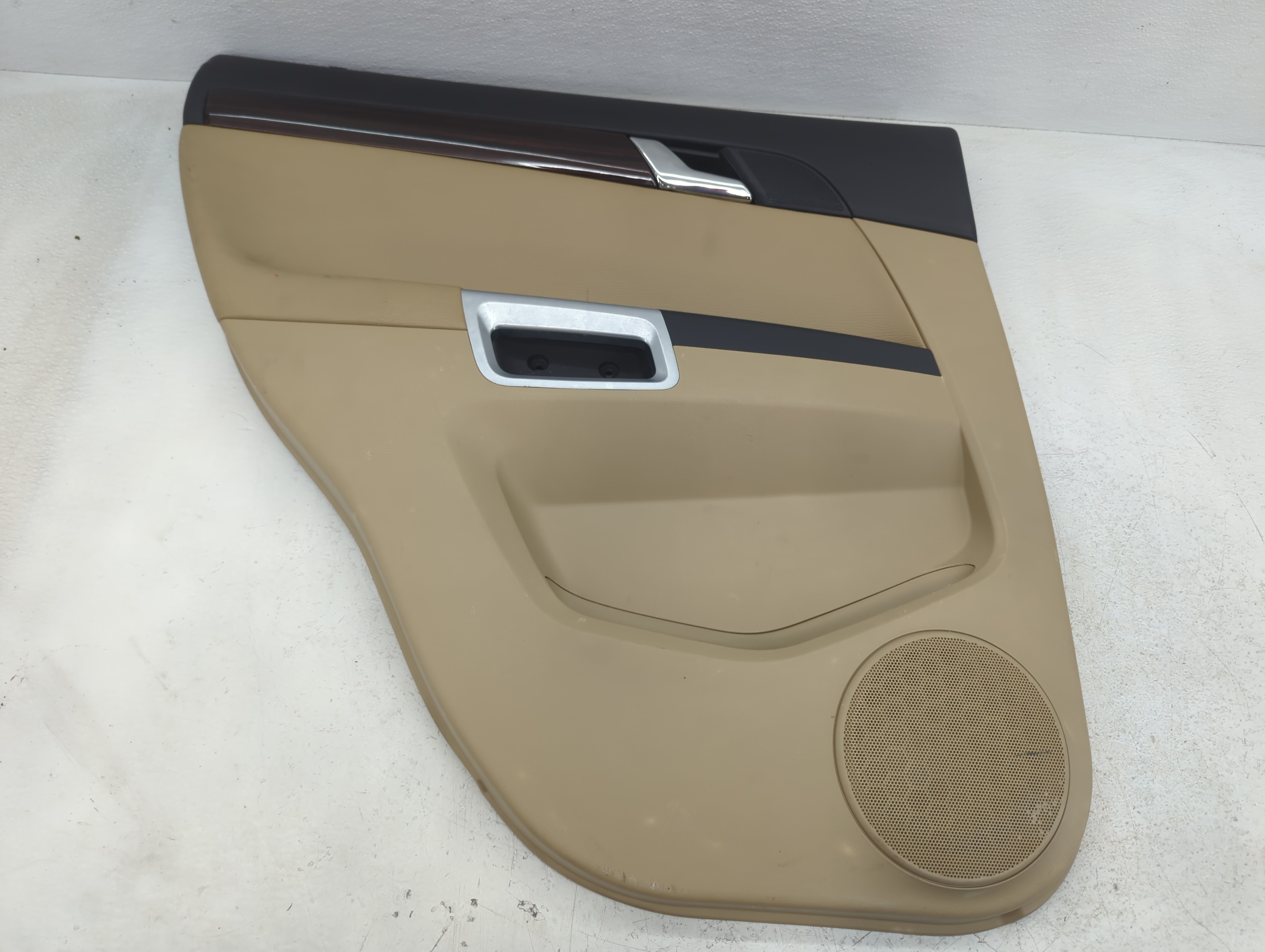 2009 Saturn Vue Rear Left Driver Interior Door Panel Trim 903977 - Oemusedautoparts1.com