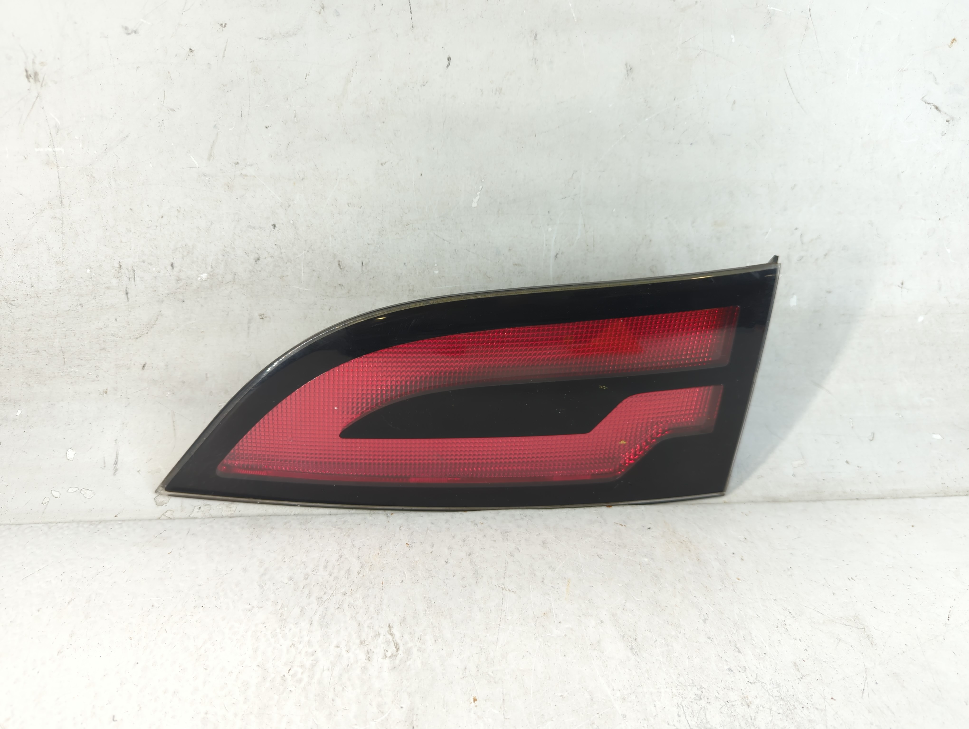 2013 Chevrolet Volt Passenger Right Side Tail Light Taillight Oem 904057 - Oemusedautoparts1.com
