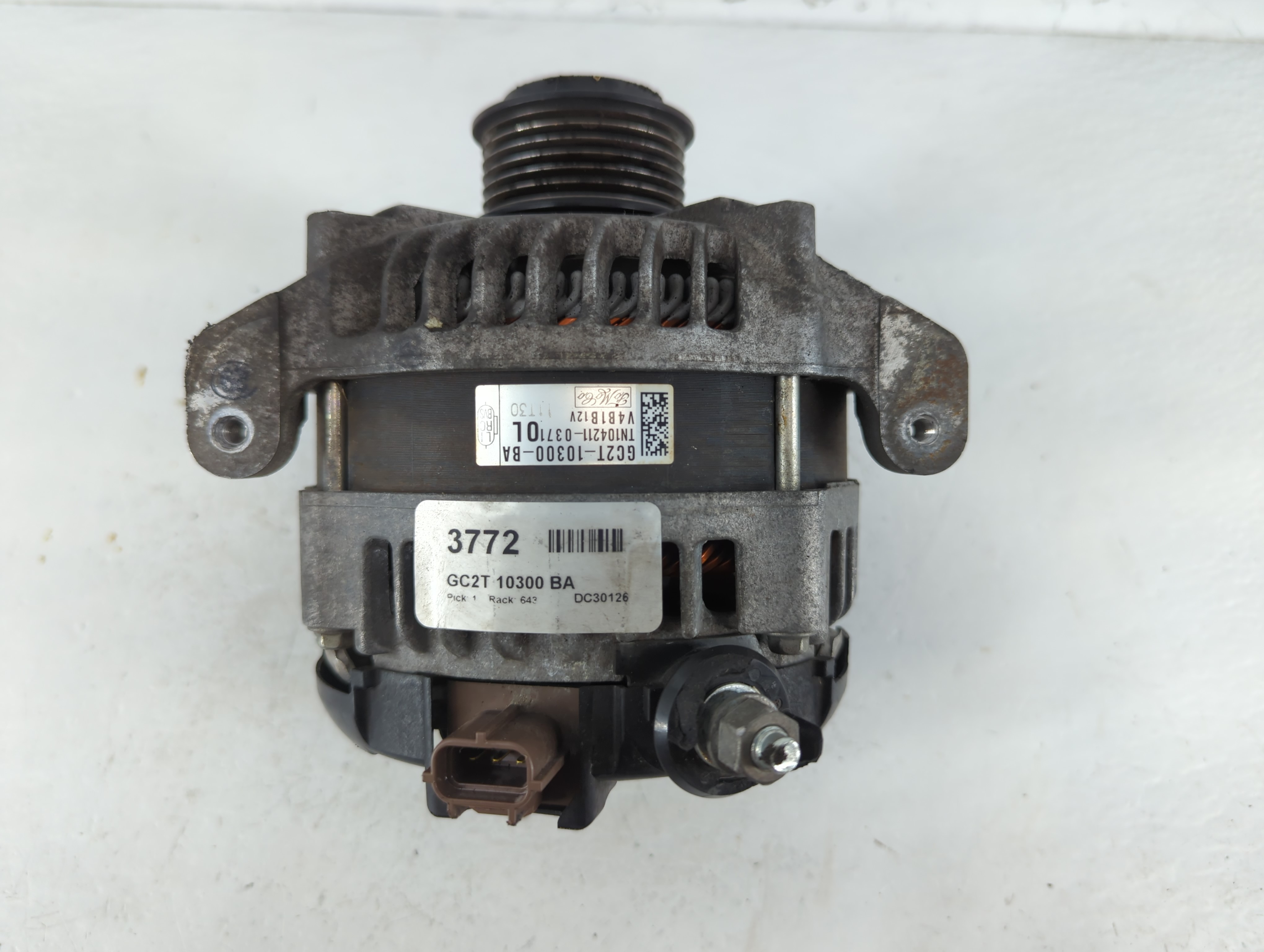 Picture of Ford E-350 Econoline Alternator Generator Charging Assembly Engine Oem 904102