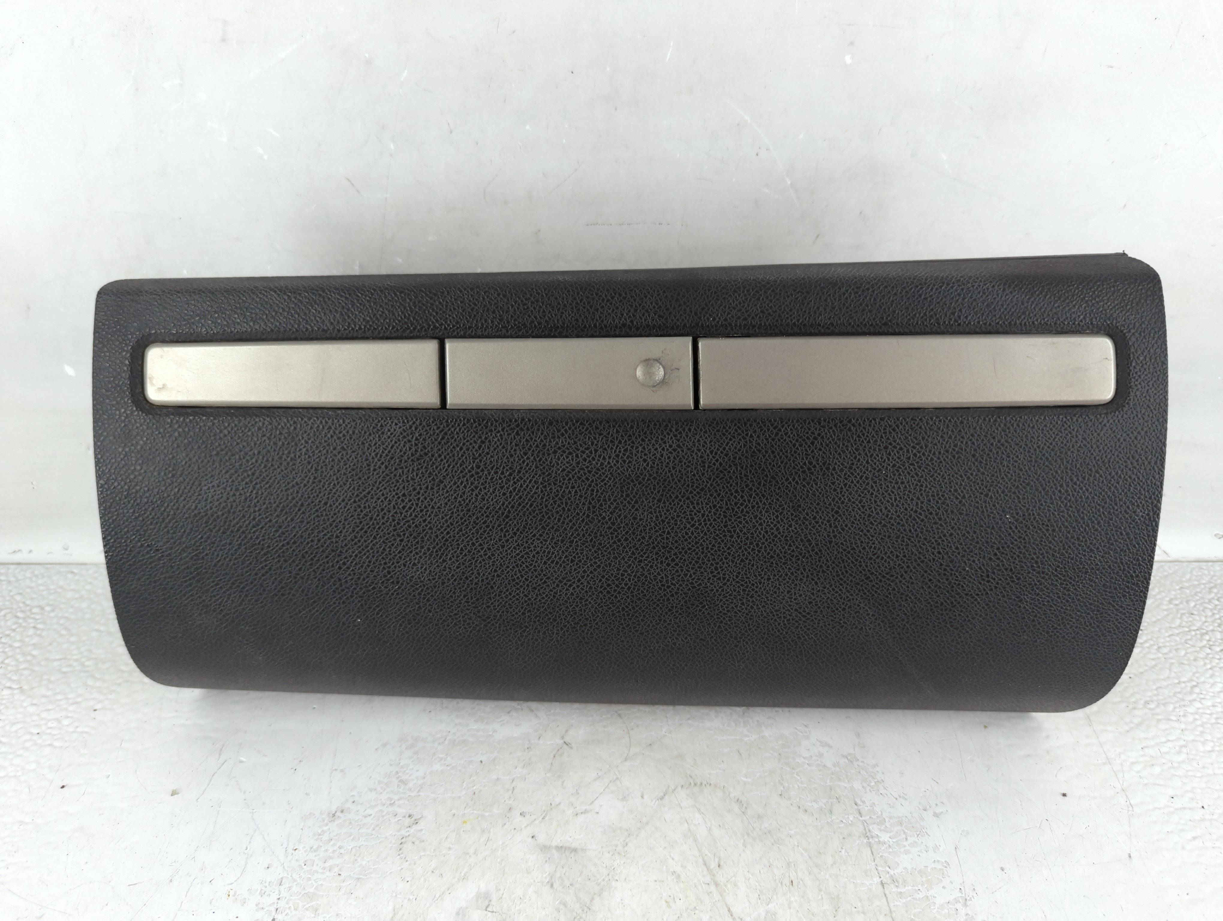 Picture of 2008 Chevrolet Silverado Passenger Glove Box Door Storage Compartment 904360