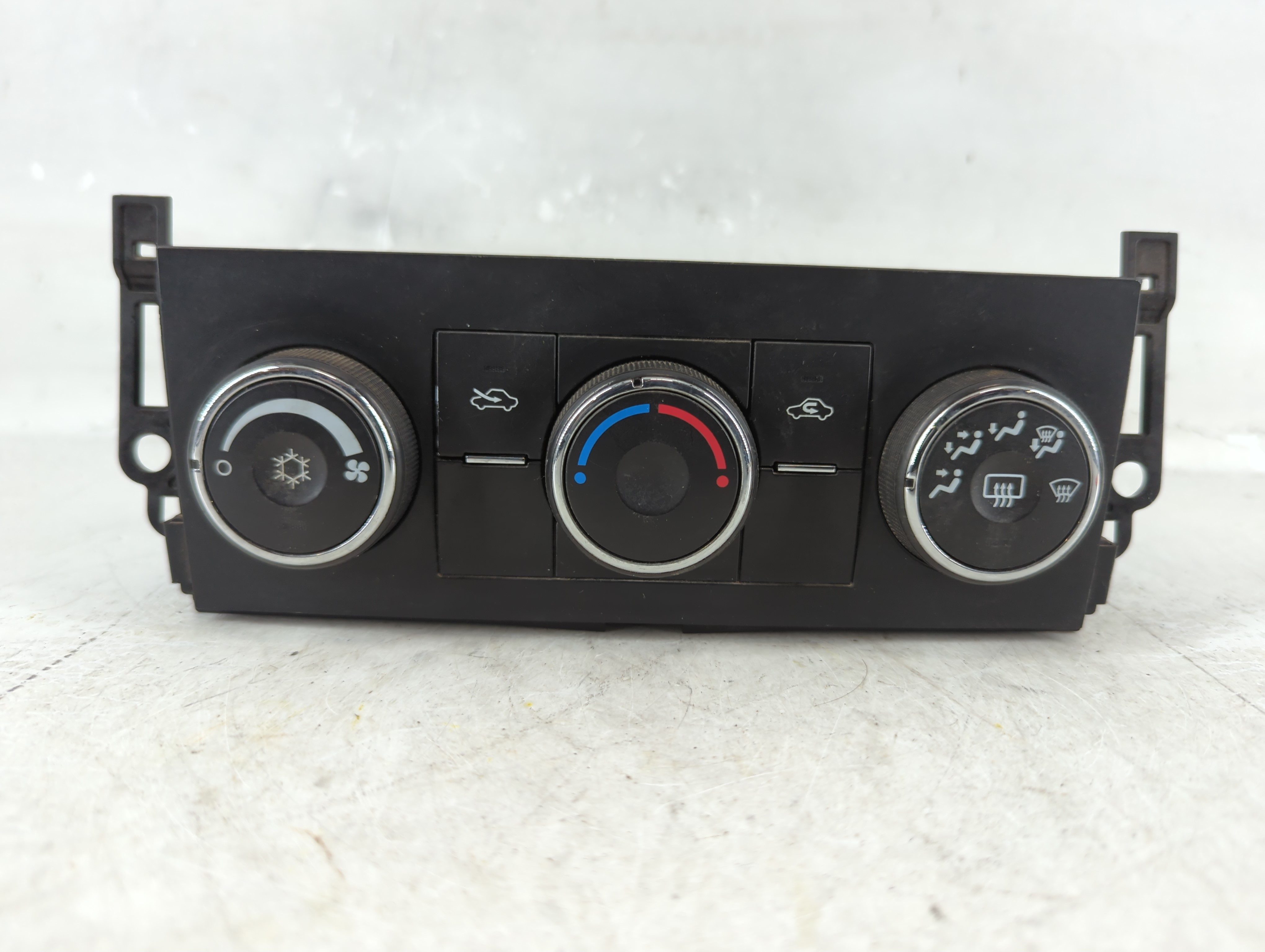 Picture of 2007-2009 Chevrolet Silverado 1500 Ac Heater Climate Control 25901388 904361