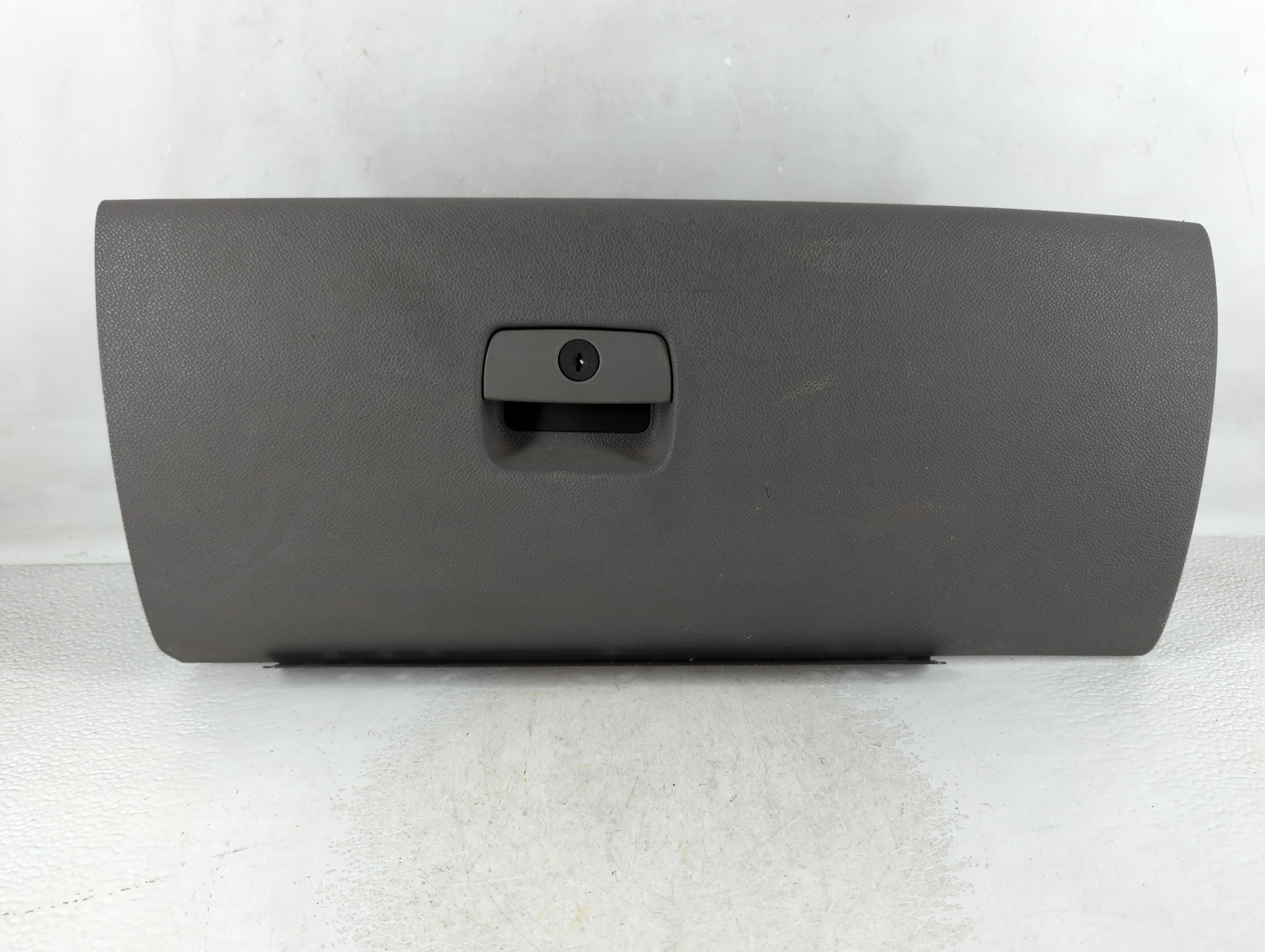 Picture of 2008 Chevrolet Silverado Passenger Glove Box Door Storage Compartment 904510