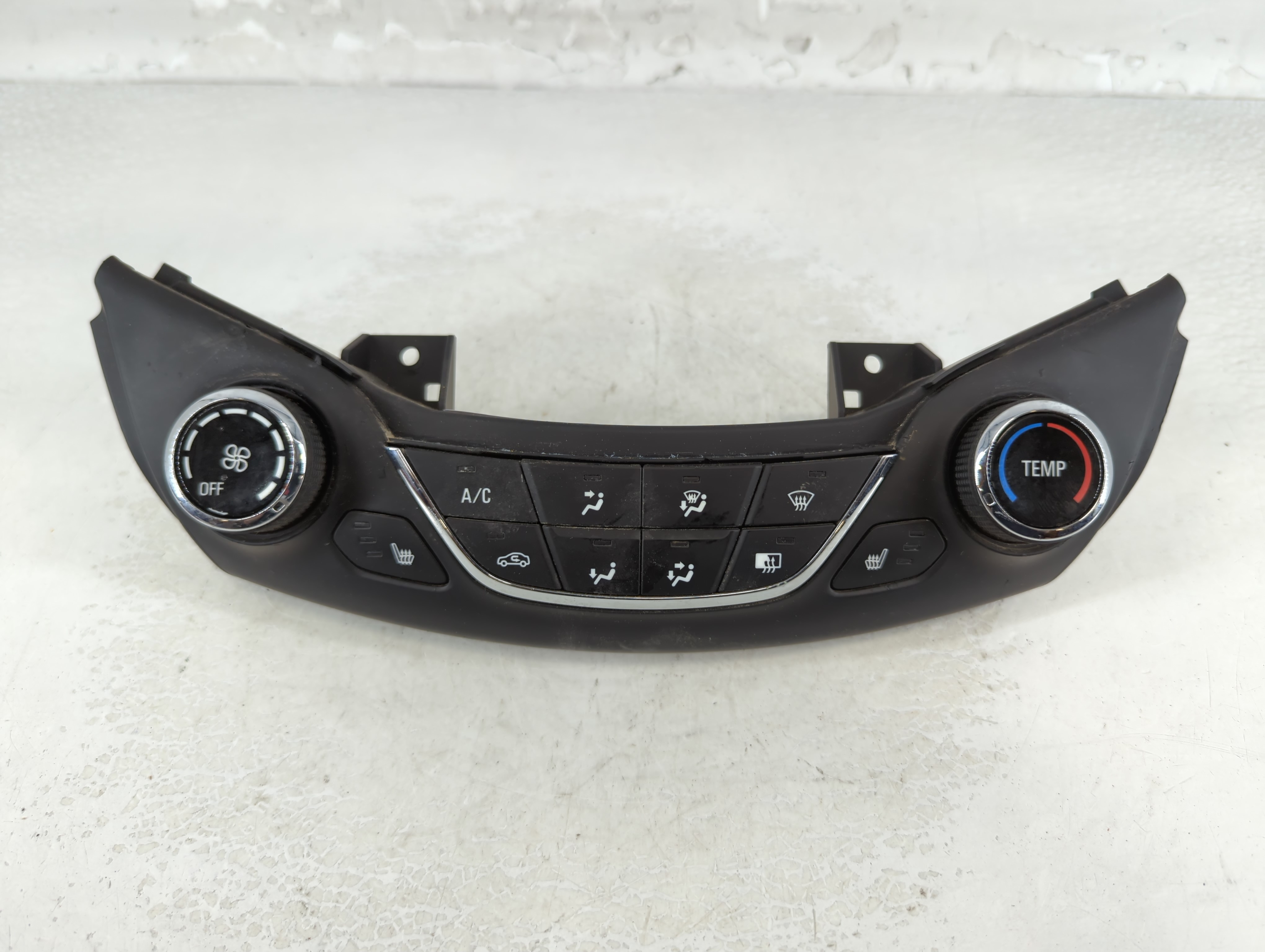 2016-2018 Chevrolet Cruze Ac Heater Climate Control 39028879 904529 - Oemusedautoparts1.com