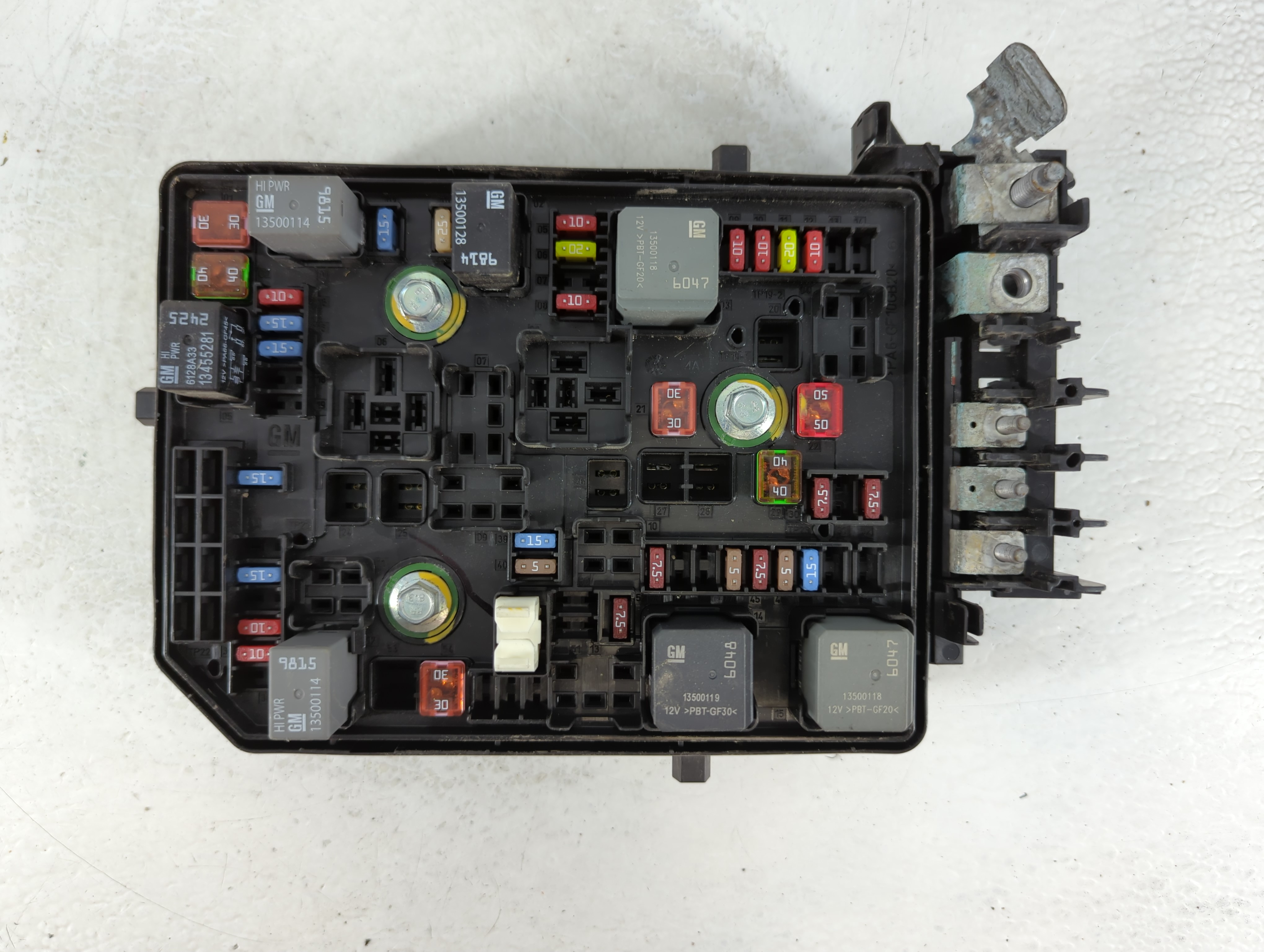 Picture of 2016-2018 Chevrolet Cruze Fusebox Fuse Box Relay Module 904555