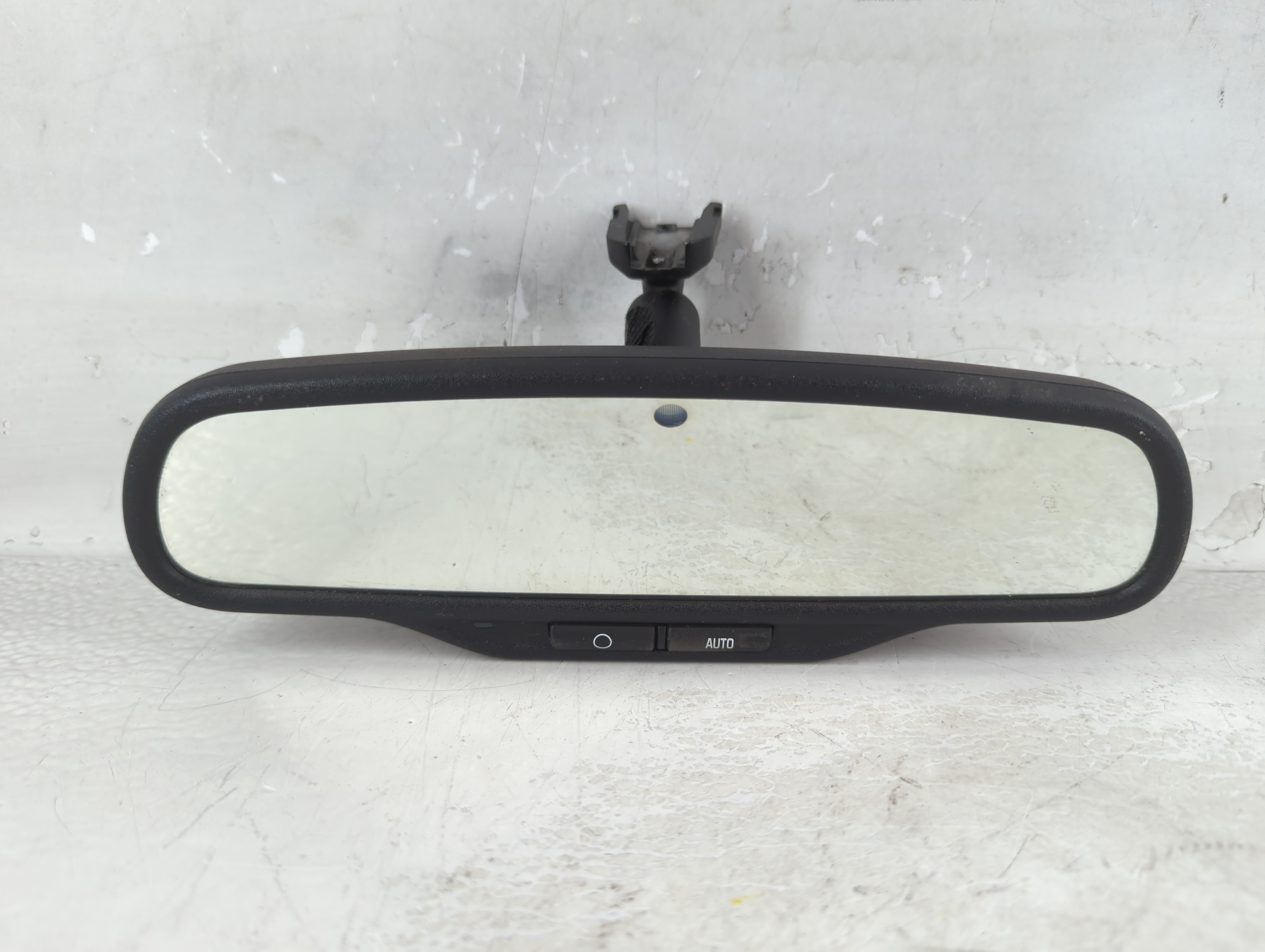 2008 Saturn Vue Interior Rear View Mirror Oem 904793 - Oemusedautoparts1.com