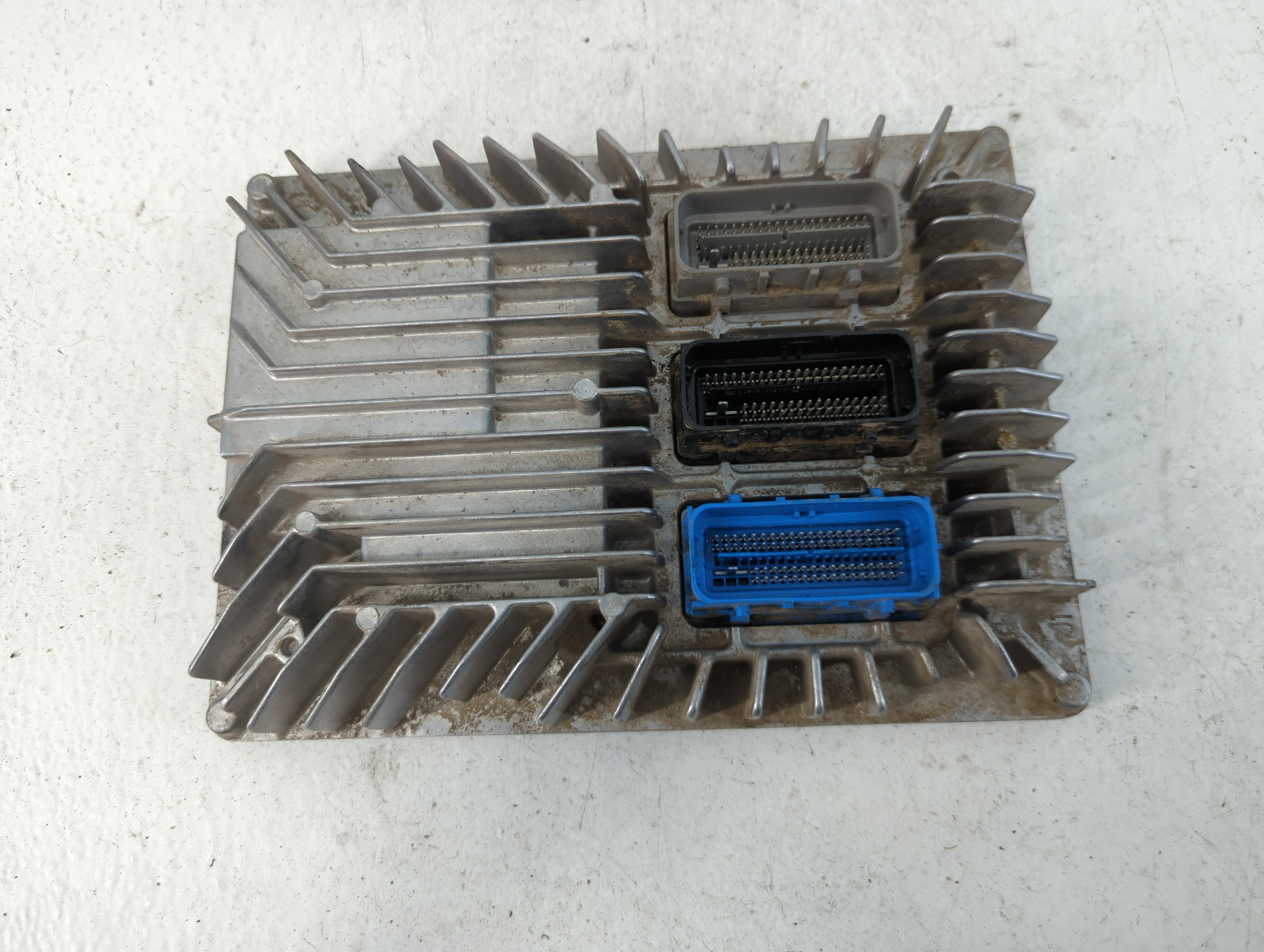 Picture of 2013-2016 Chevrolet Equinox Engine Control Computer Ecu Pcm Ecm Pcu Oem 904891