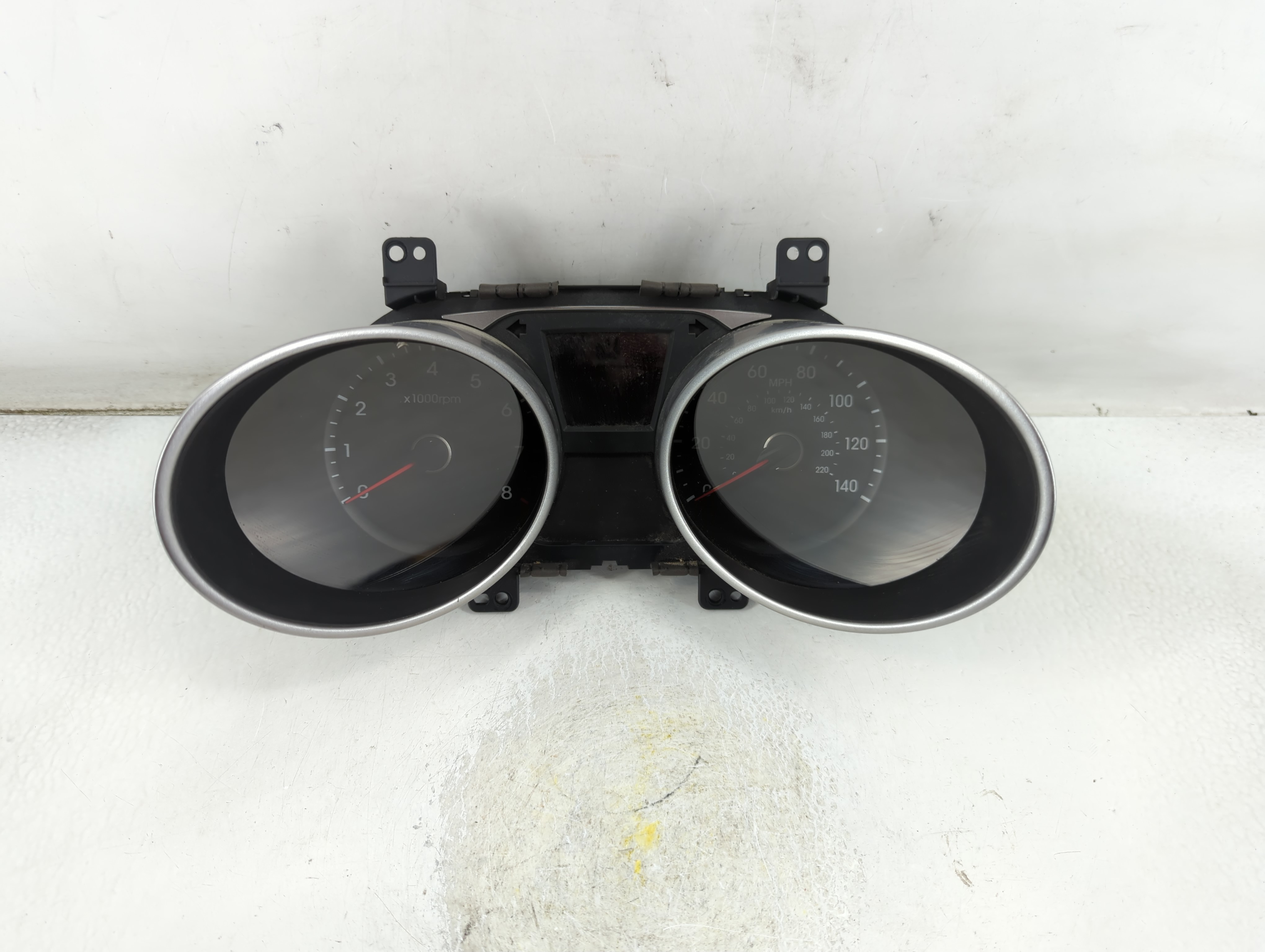 2014-2015 Hyundai Tucson Speedometer Instrument Cluster Gauges 904892 - Oemusedautoparts1.com
