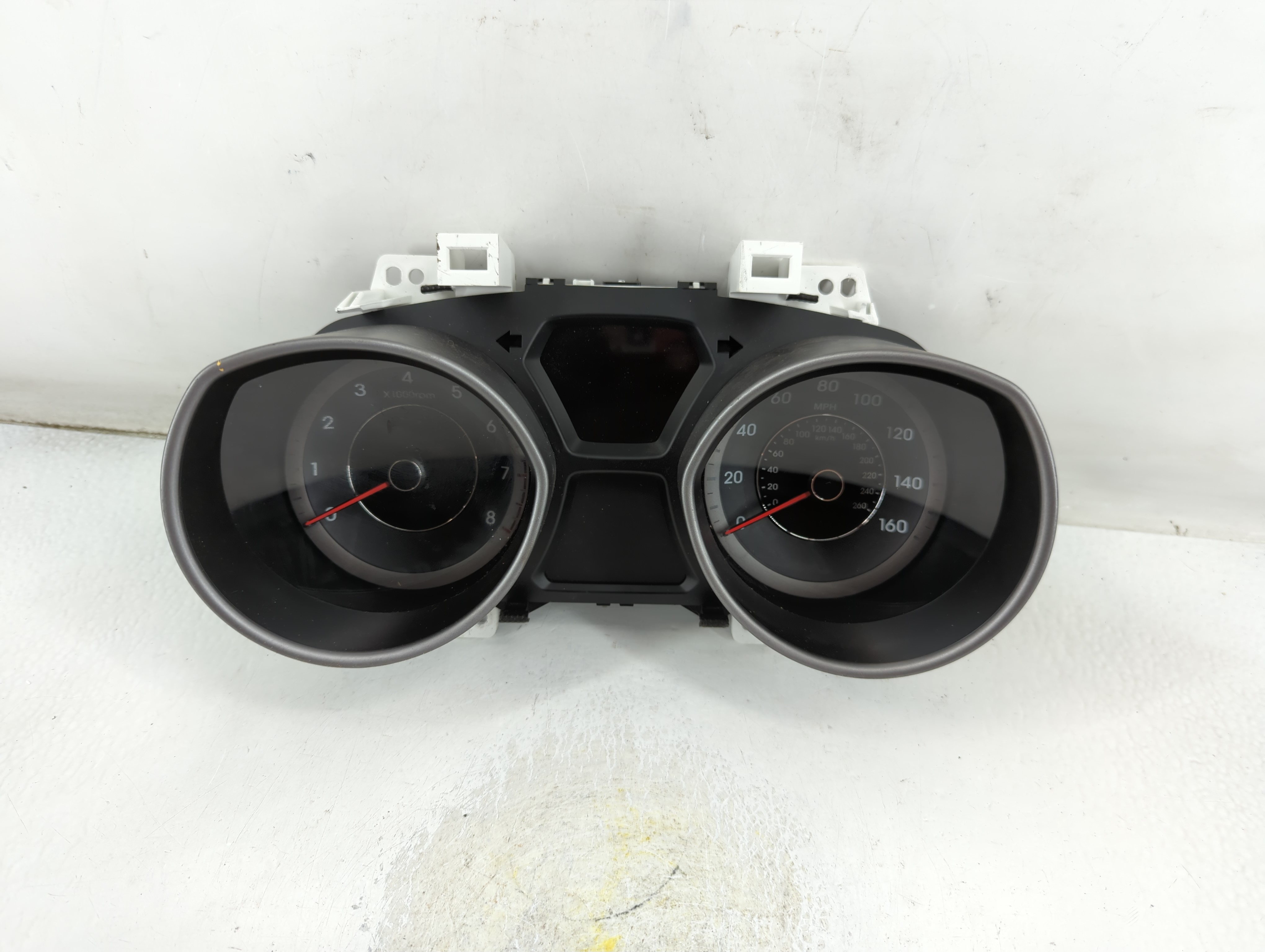 2014-2016 Hyundai Elantra Speedometer Instrument Cluster Gauges 904929 - Oemusedautoparts1.com