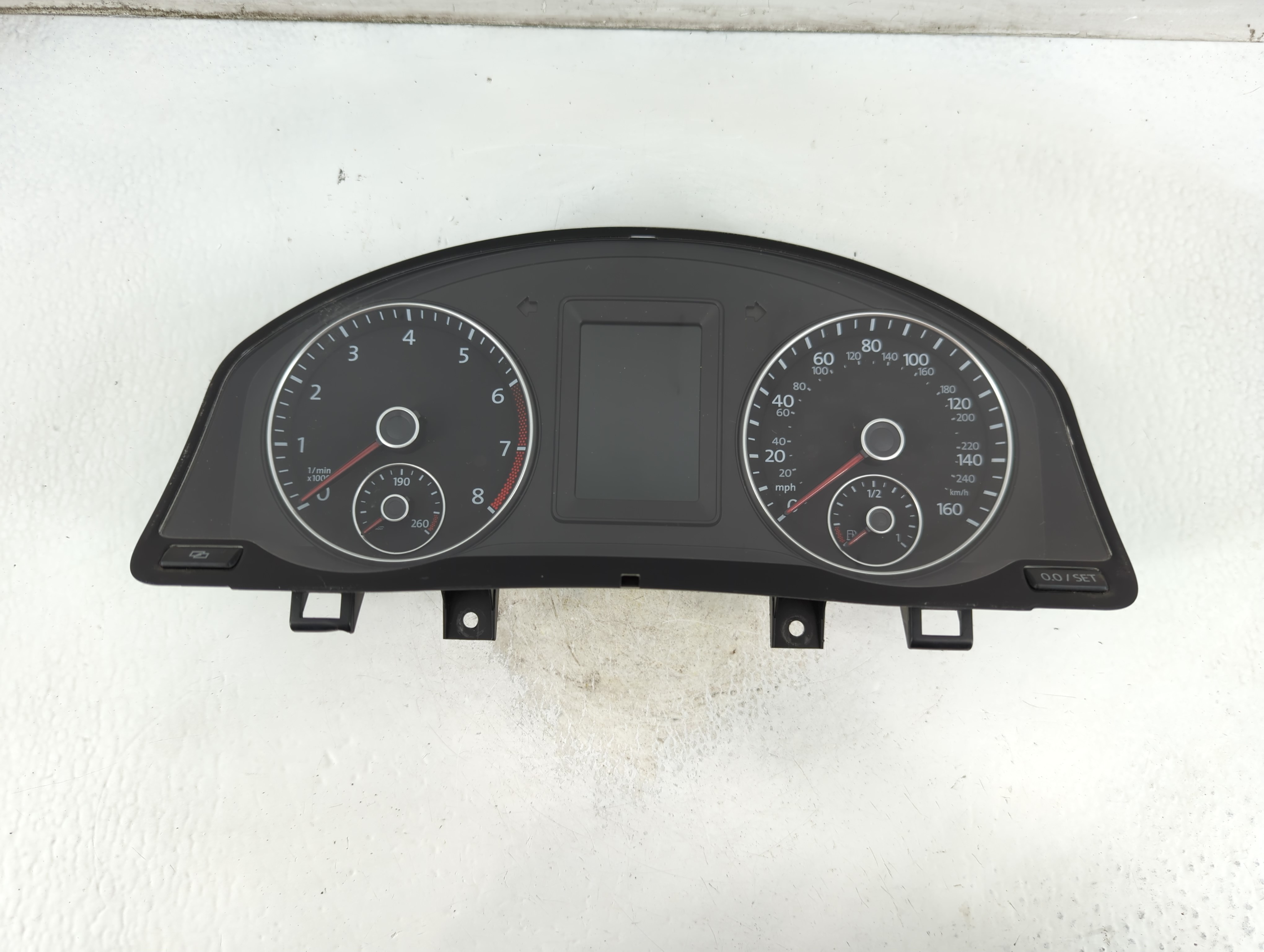2012-2012 Volkswagen Eos Speedometer Instrument Cluster Gauges 904951 - Oemusedautoparts1.com