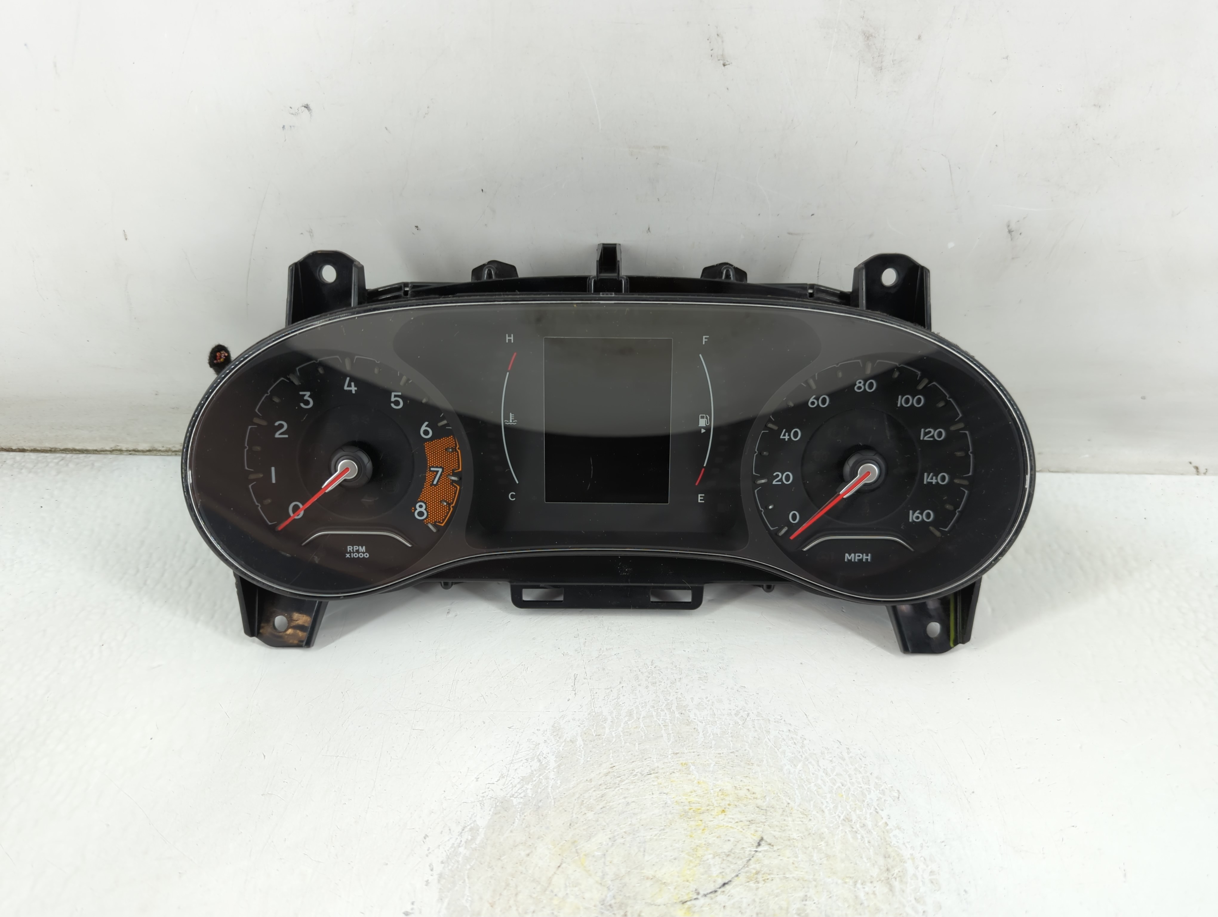 2018 Jeep Compass Speedometer Instrument Cluster Gauges 6qr59dx9ab 904955 - Oemusedautoparts1.com