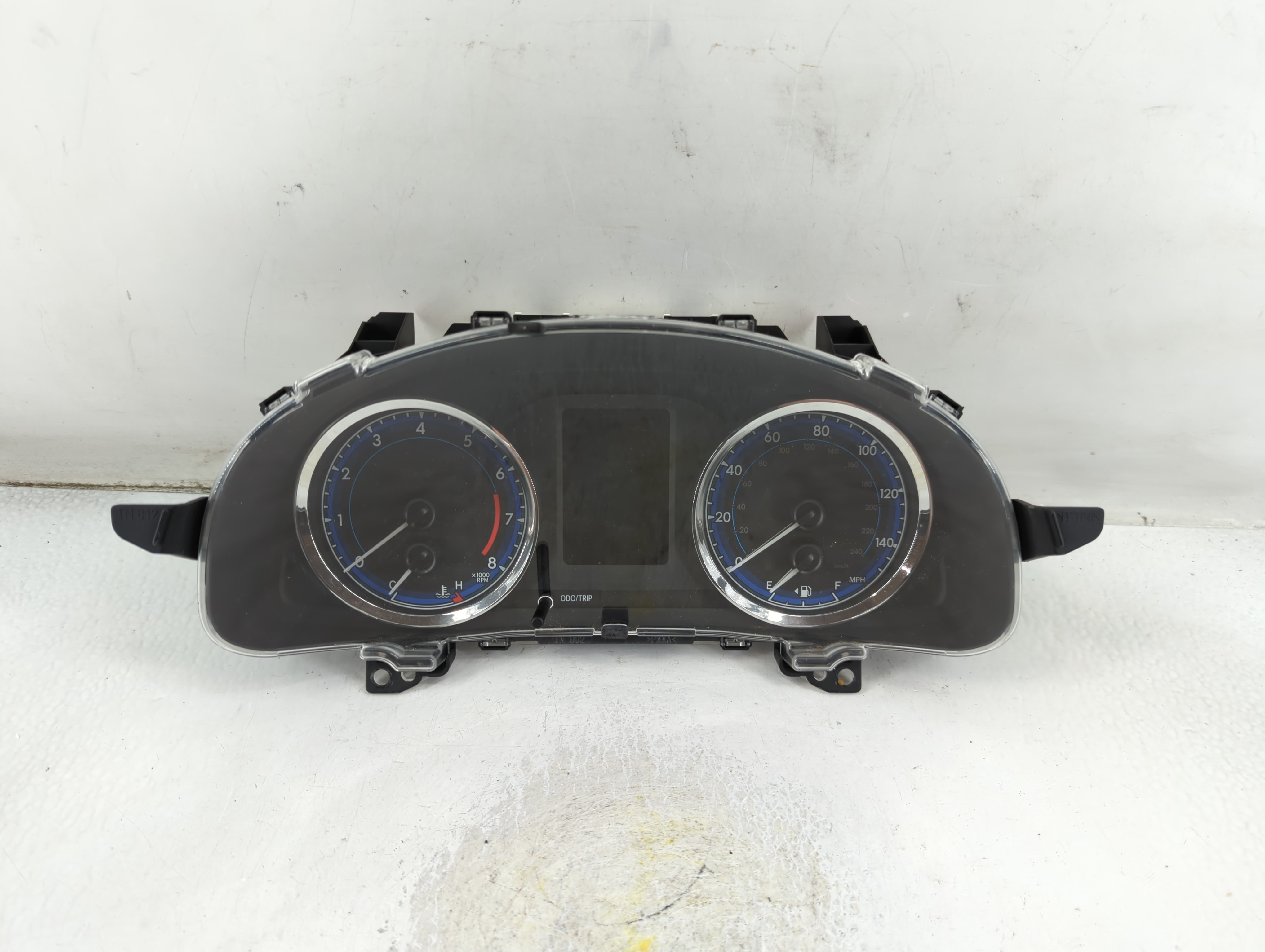 2017-2017 Toyota Corolla Speedometer Instrument Cluster Gauges 904998 - Oemusedautoparts1.com