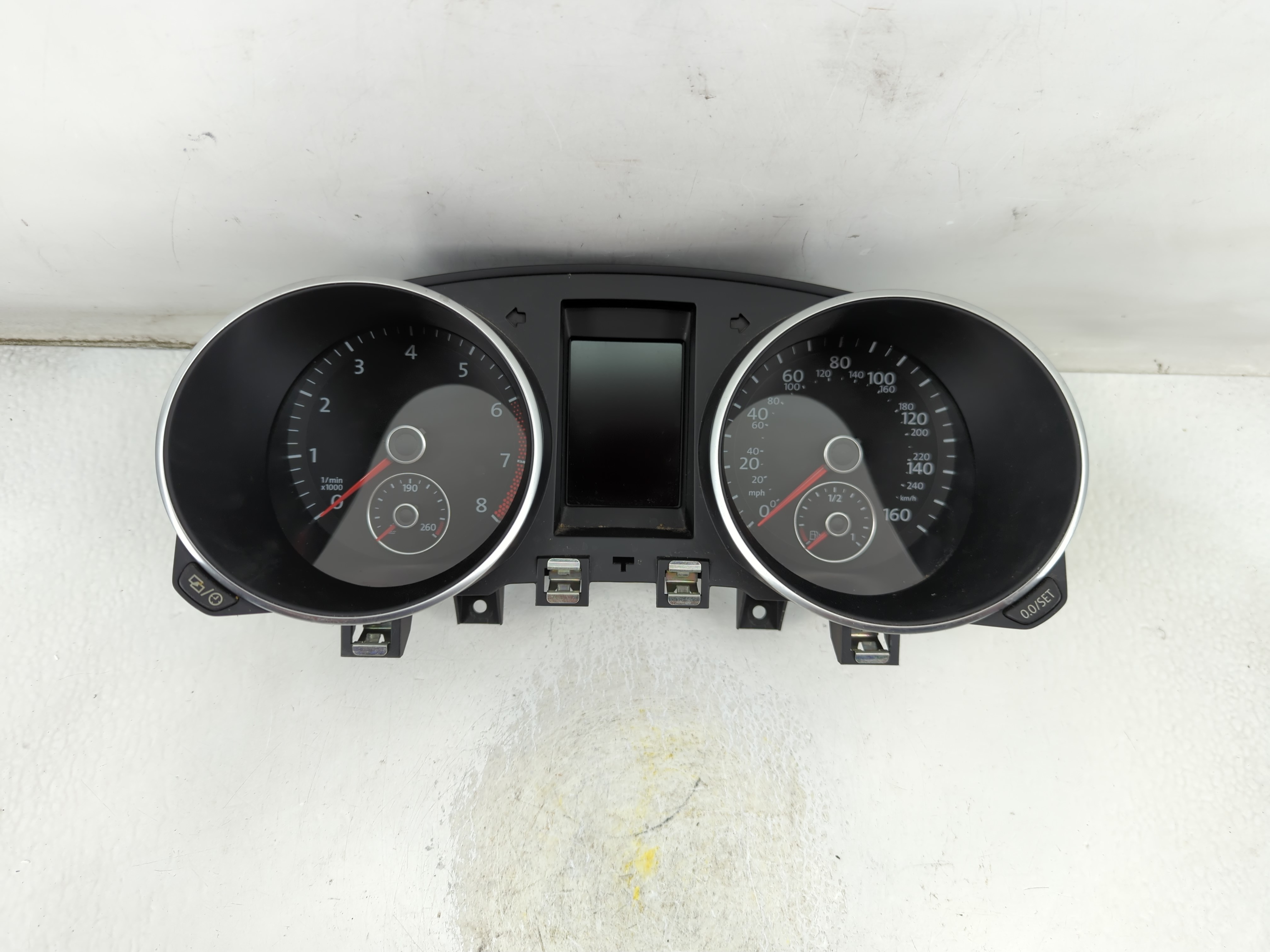 Picture of 2009-2014 Volkswagen Jetta Speedometer Instrument Cluster Gauges 905382