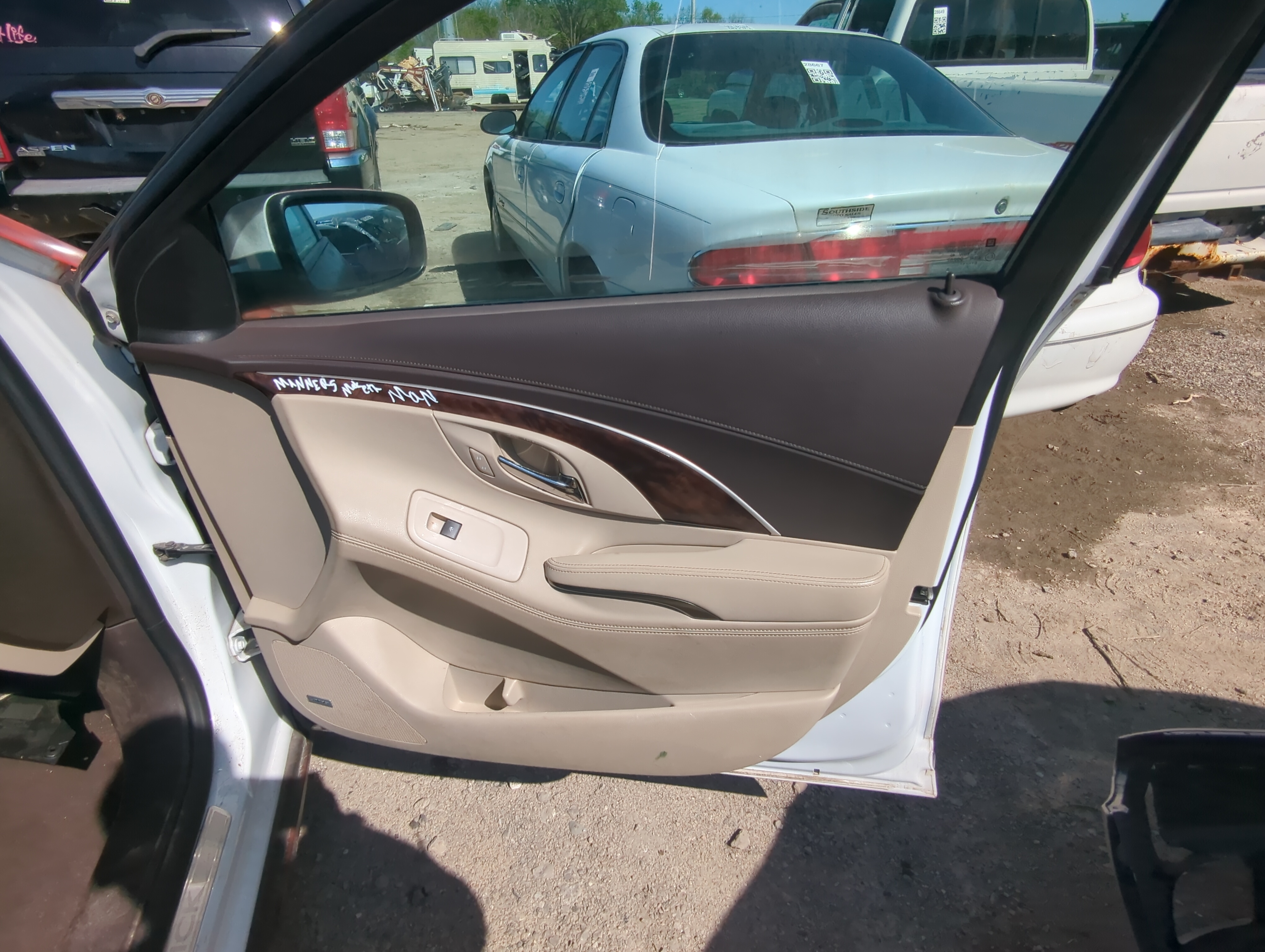 Picture of 2016 Buick Lacrosse Front Right Passenger Interior Door Panel Trim 905930