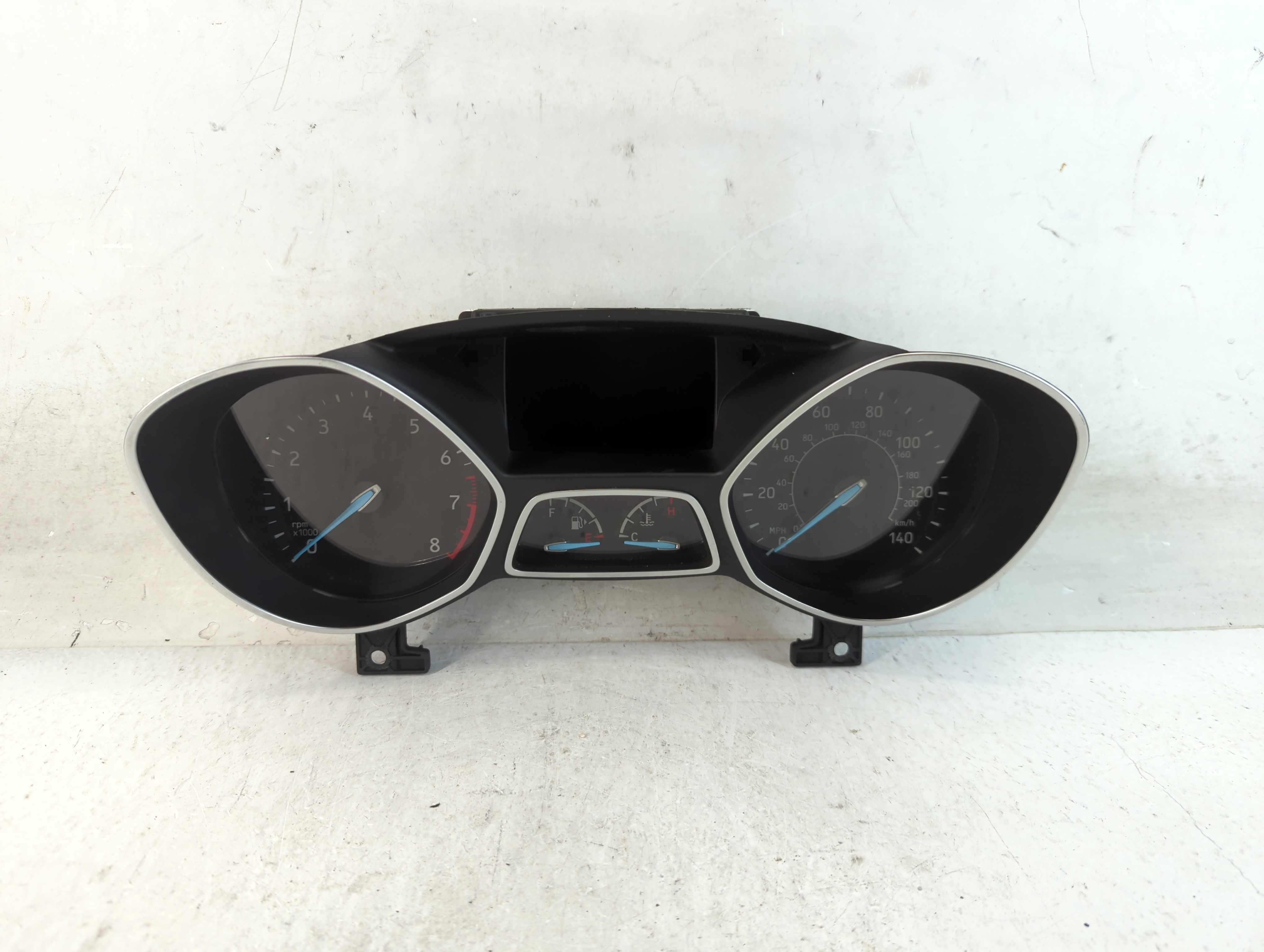 2018-2018 Ford Escape Speedometer Instrument Cluster Gauges 5jtc03890a 905999 - Oemusedautoparts1.com