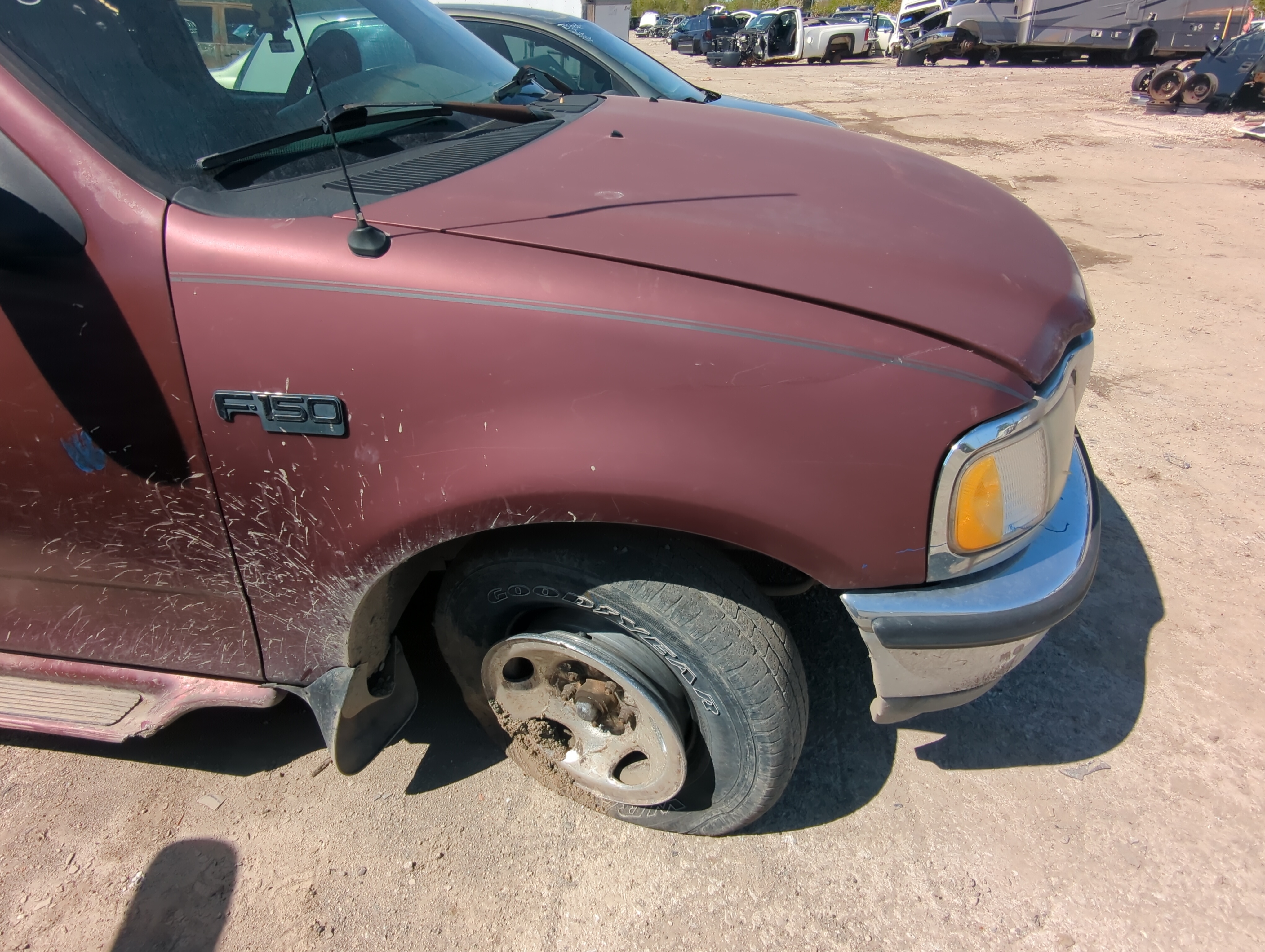1997-2000 Ford F-150 Passenger Fender 906109 - Oemusedautoparts1.com