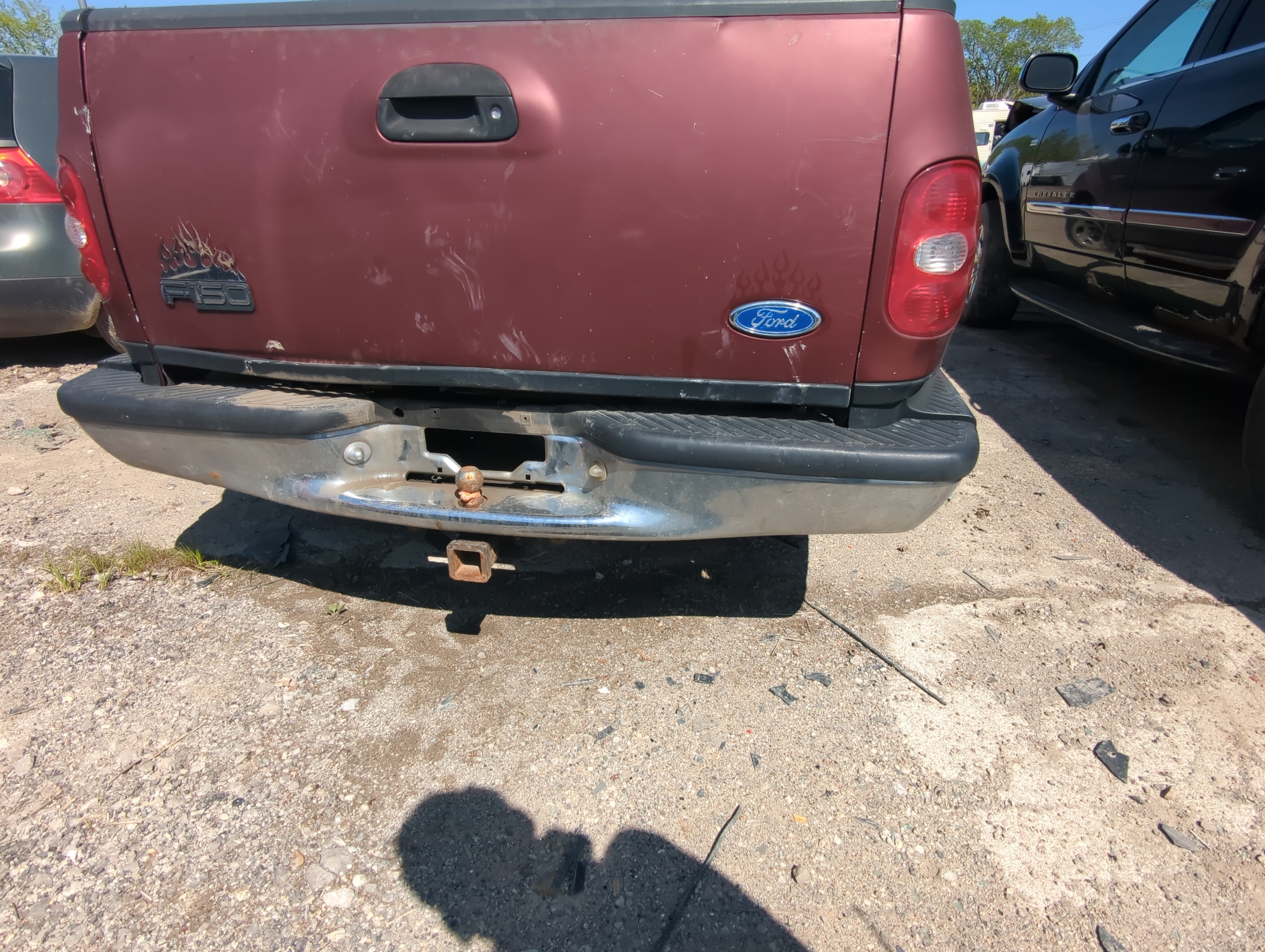 1997-1999 Ford F-150 Rear Bumper Assembly Oem 906112 - Oemusedautoparts1.com