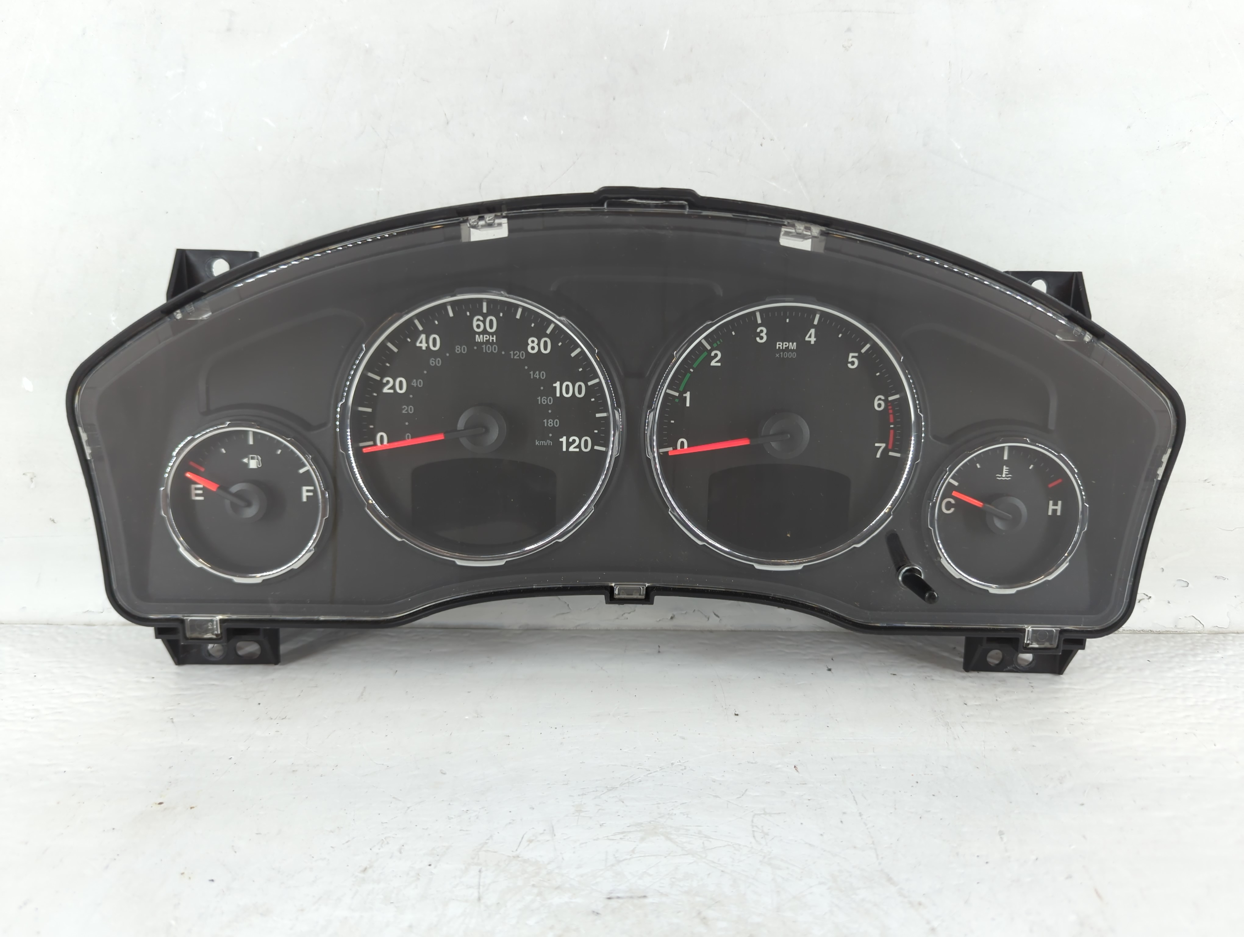 2012-2012 Jeep Liberty Speedometer Instrument Cluster Gauges 906226 - Oemusedautoparts1.com
