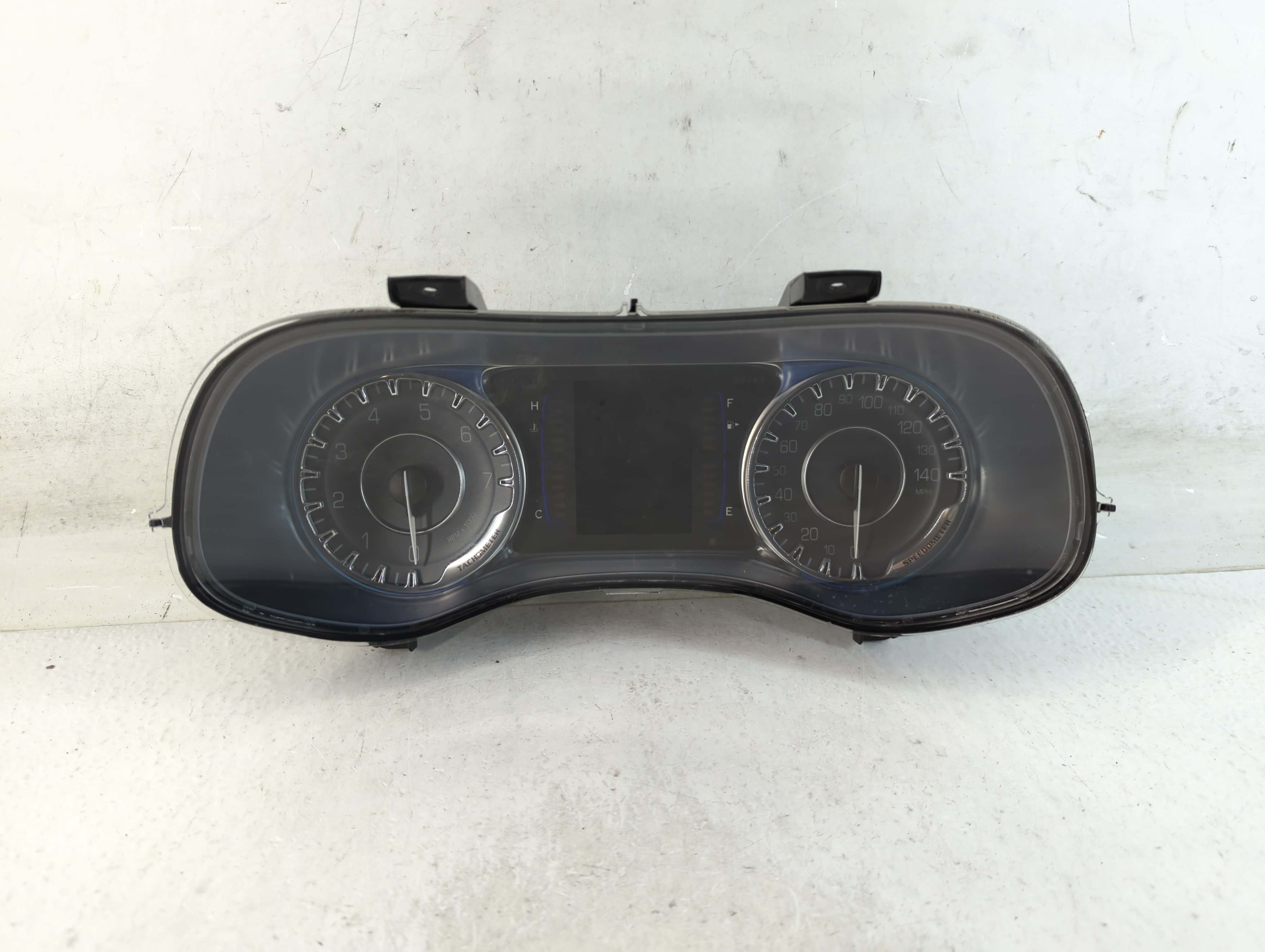 2016-2016 Chrysler 200 Speedometer Instrument Cluster Gauges P68259061ab 906243 - Oemusedautoparts1.com