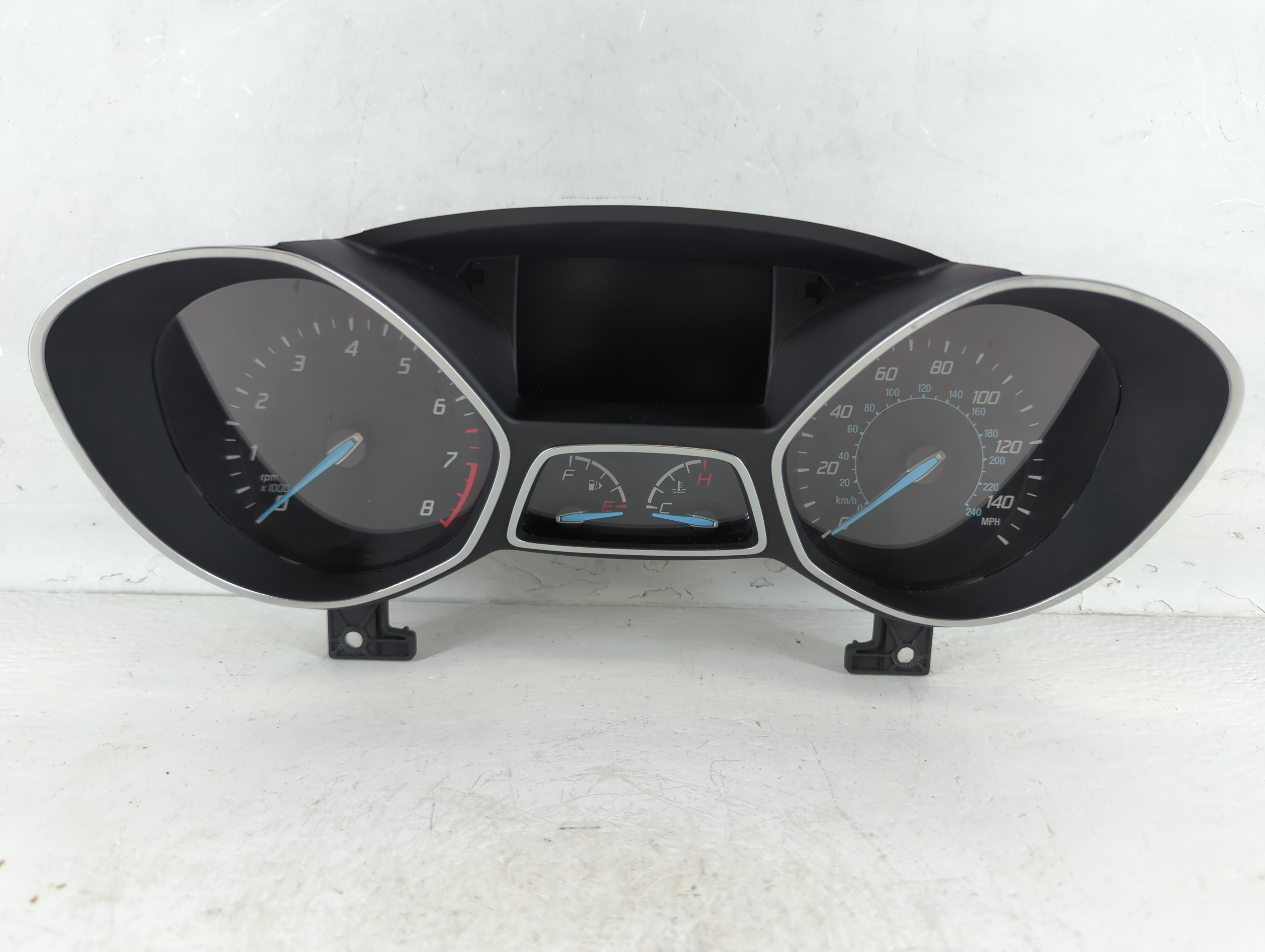 2014-2014 Ford Escape Speedometer Instrument Cluster Gauges Dtha33186a 906262 - Oemusedautoparts1.com
