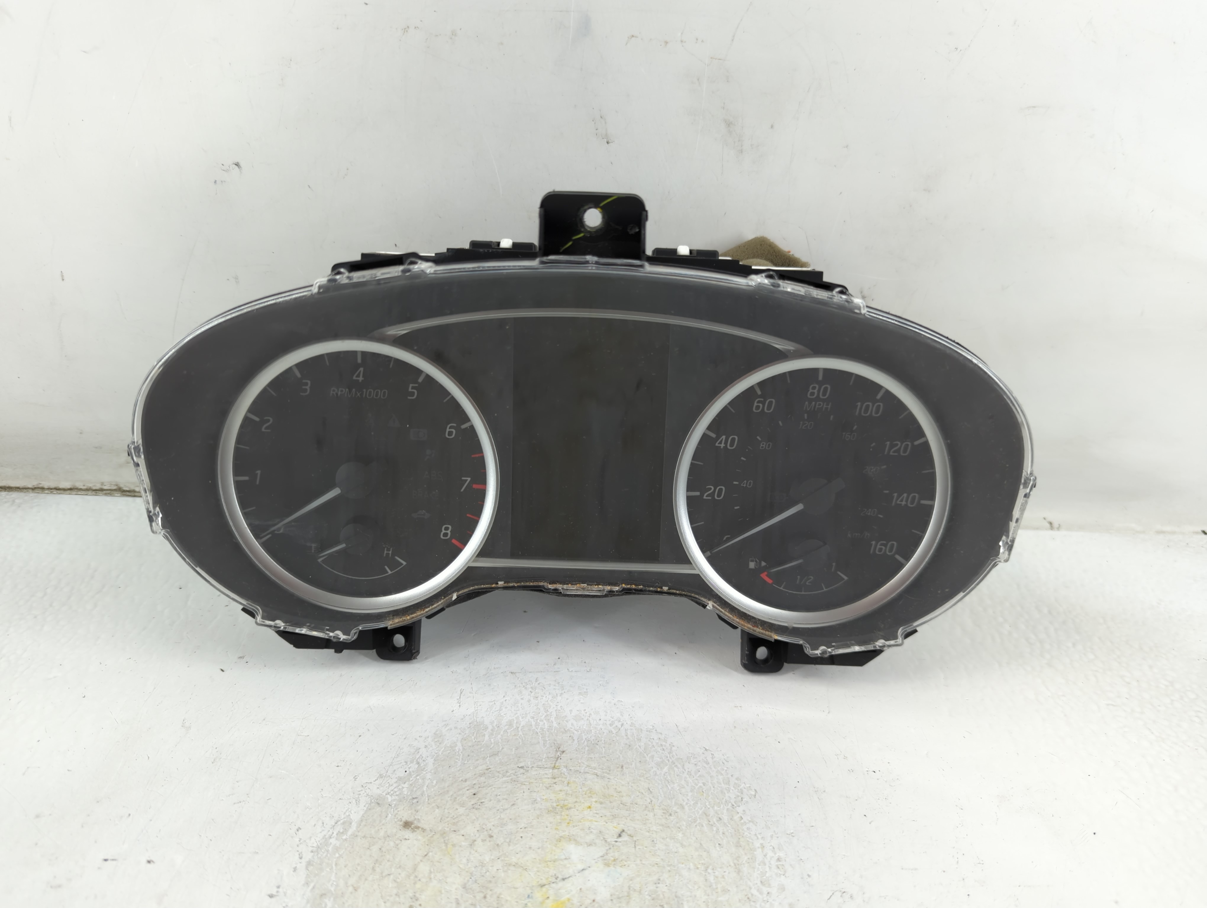 Picture of 2016-2016 Nissan Sentra Speedometer Instrument Cluster Gauges 906324