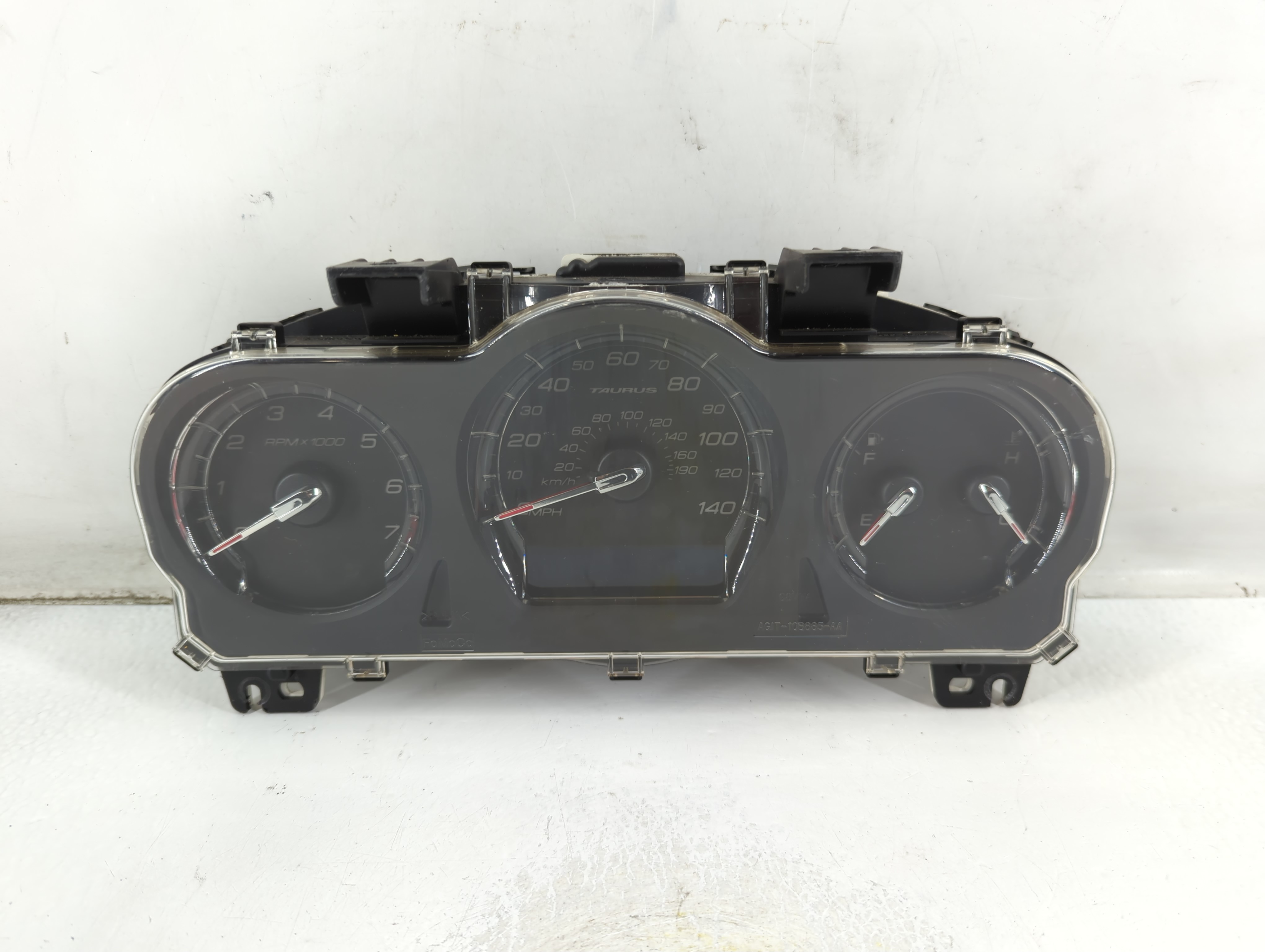 2011-2012 Ford Taurus Speedometer Instrument Cluster Gauges Bg1t-10849-af 906389 - Oemusedautoparts1.com