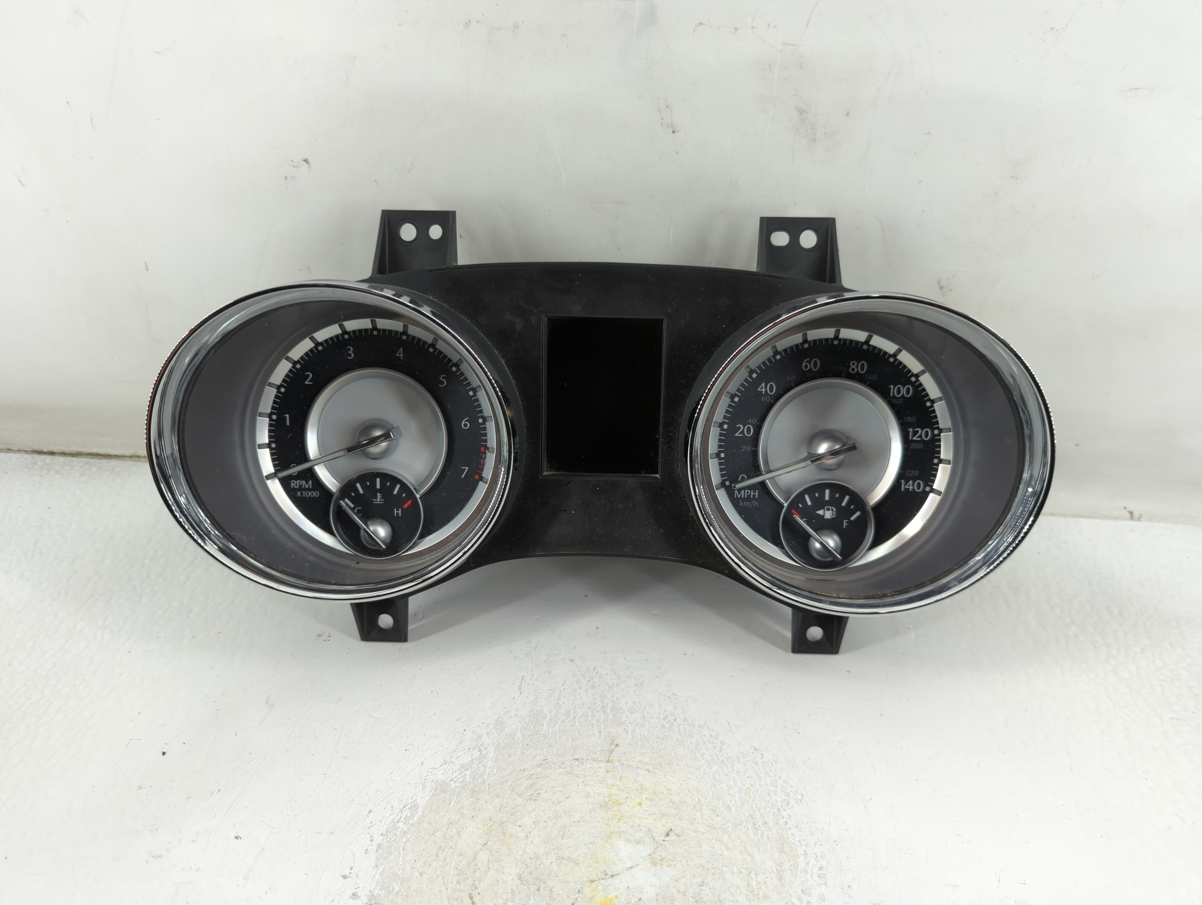 2014-2014 Chrysler 300 Speedometer Instrument Cluster Gauges P56054718ab 906395 - Oemusedautoparts1.com